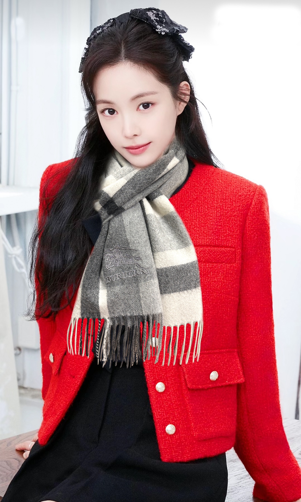 NO:170695,90 cashmere Burberry uses the top cashmere in Inner Mongolia, the latest universal couple model for men and women. The classic plaid is always timeless and very warm and soft and skin-friendly. The classic Burberry plaid design is so beautiful. Hurry up and start the neutral style. Men and women choose their favorite colors, material cashmere, size 32x, high-end scarf, burberry1986090990山羊绒 巴宝莉采用内蒙古顶级山羊绒,最新款男女通用情侣款重磅推荐 经典的格子,永不过时非常保暖柔软亲肤,不扎脖经典巴宝莉格纹设计太美了赶紧下手吧中性款男女各自选择自己中意的颜色,材质山羊绒,尺寸32x,高版本围巾,burberry,scarf