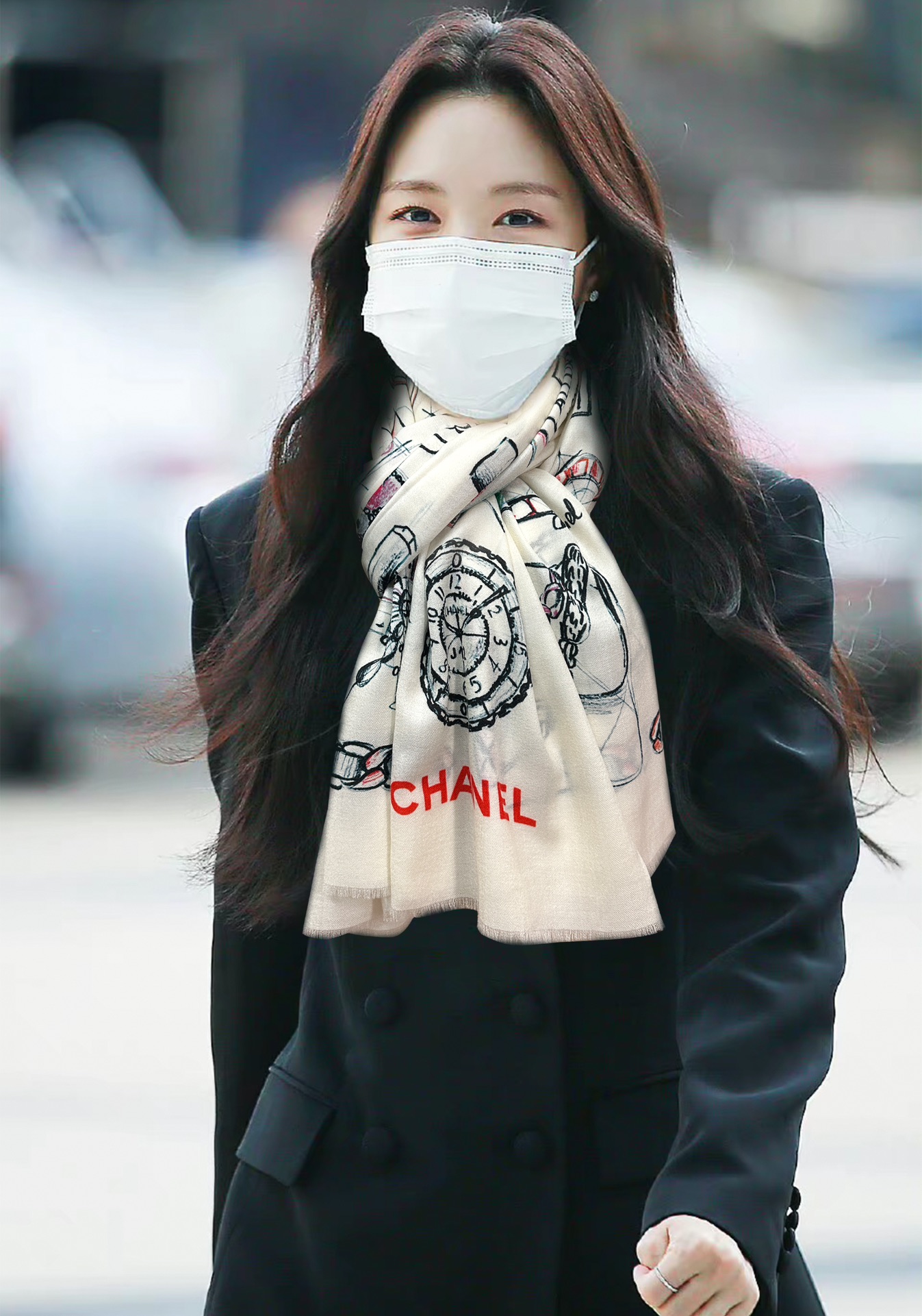 NO:172308,The latest model of Xiaoxiang [Time and Watch] is so beautiful, it really praises the real thing. The shawl is printed with print, the design is very well-designed and painted. The details can be seen. The whole scarf gives people aura and is very exquisite and high-end VIP recommendation is definitely worth buying. Size 100x200cm cashmere, high-version scarf, shawls19860909爆款到 小香 最新款【时间钟表】顶级设计太美了,真心赞实物真心美 披肩配以印花无论设计喷绘都是非常到位细节都可见整个围巾给人气场的同时又非常精致高端VIP推荐绝对值得入手尺寸100x200cm材质羊绒,高版本围巾,shawls,scarf