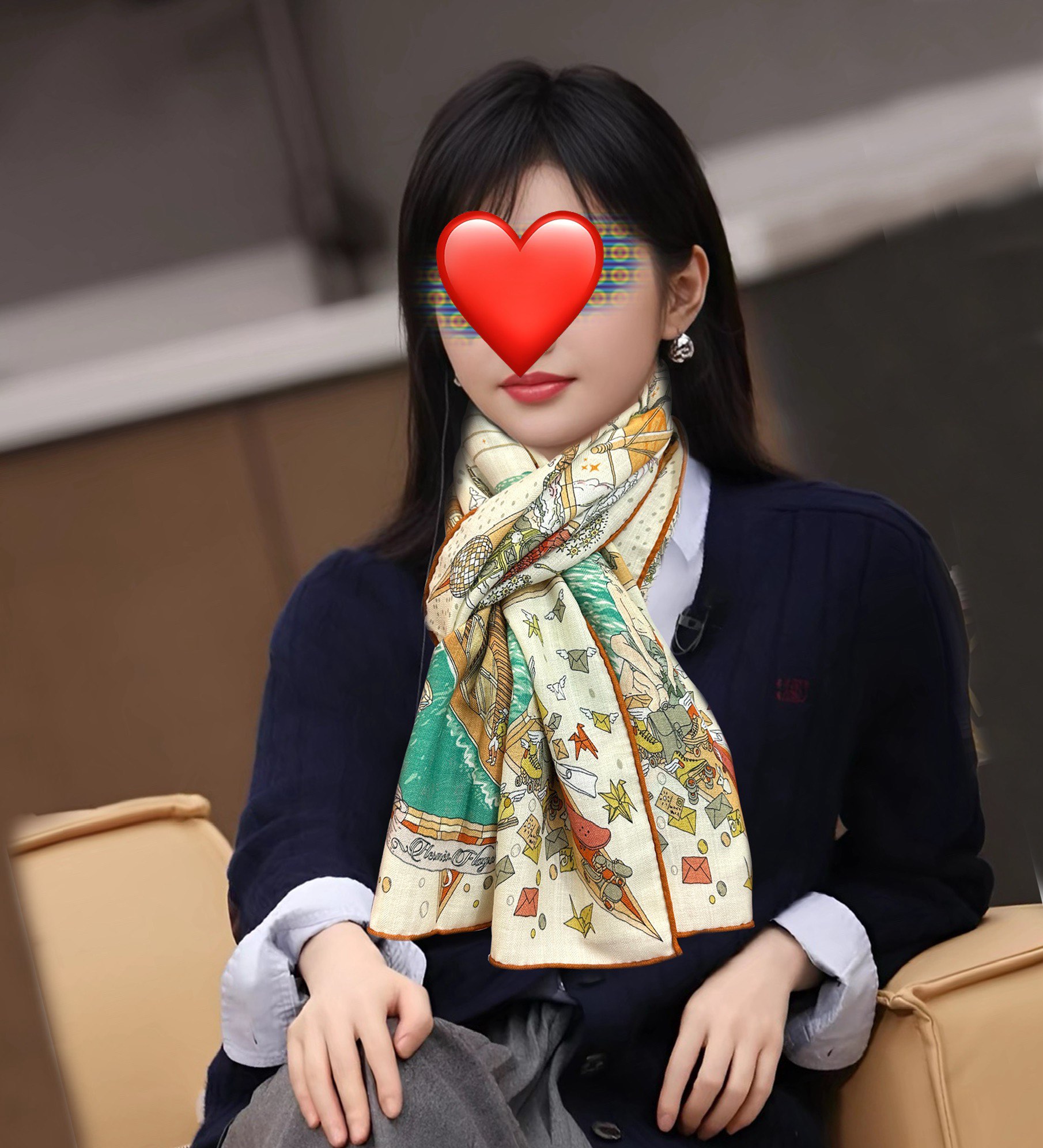 NO:185547,New Hermes [Double-sided and same color, smooth sailing] So beautiful [Eating melon] Be sure to start quickly [lip] You can use it all seasons [seduction] It is really beautiful to make people feel very unfair and the effect is simply beautiful. The quality is very perfect. The whole scarf gives people aura and is very exquisite and beautiful. It is definitely worth buying. When you get it, you will be glad that you are a beautiful woman. Size 65x185, high-end cashmere scarf, high-end scarf, hermes19860909上新 爱马仕【双面同色一帆风顺】太美了[吃瓜]下手一定要快[嘴唇]四季都可以用[勾引]真心美的让人非常非上身效果简直美翻了 品质非常完美整个围巾给人气场的同时又非常精致秀丽绝对值得入手的新款实物一拿到就会庆幸自己是女人的绝美好货 尺寸65x185,材质羊绒高版本围巾,高版本围巾,hermes,scarf