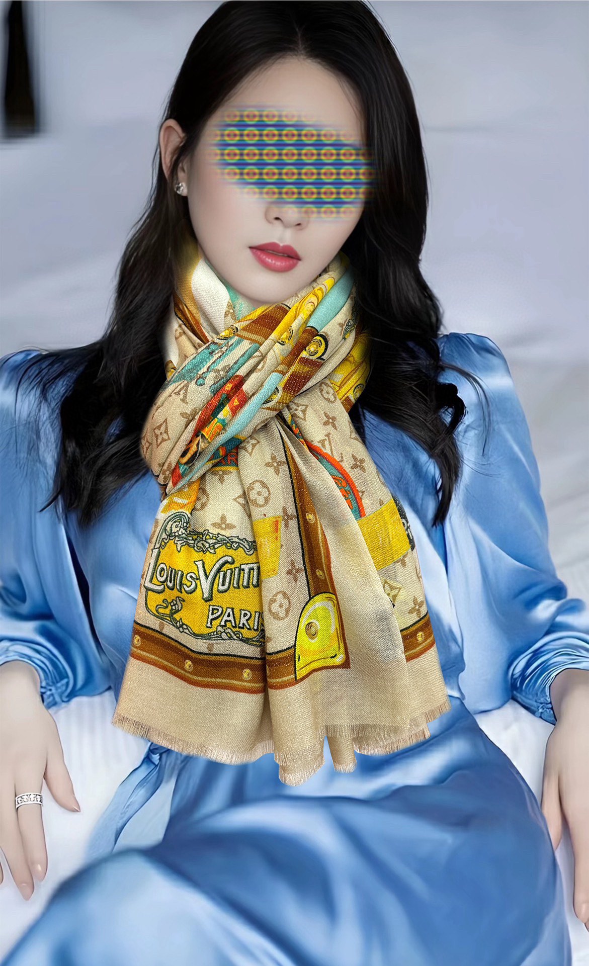 NO:187223,The new L V silver silk is shining the latest model [Rose] The top-level design is so beautiful, I really like [Cashmere Long Scarf] The real thing is really beautiful. The shawl is printed with prints, the design is very well-designed and painted. The details can be seen. The whole scarf gives people a big brand aura and is very exquisite and high-end VIP recommendation is definitely worth buying. Size 100xcm, material cashmere 2 colors high-version scarf, high-version scarf, shawls19860909上新L V 银丝的会发光最新款[玫瑰]顶级设计太美了,真心赞【羊绒长巾】实物真心美 披肩配以印花无论设计喷绘都是非常到位细节都可见整个围巾给人大牌气场的同时又非常精致高端VIP推荐绝对值得入手尺寸100xcm,材质羊绒 2色高版本围巾,高版本围巾,shawls,scarf