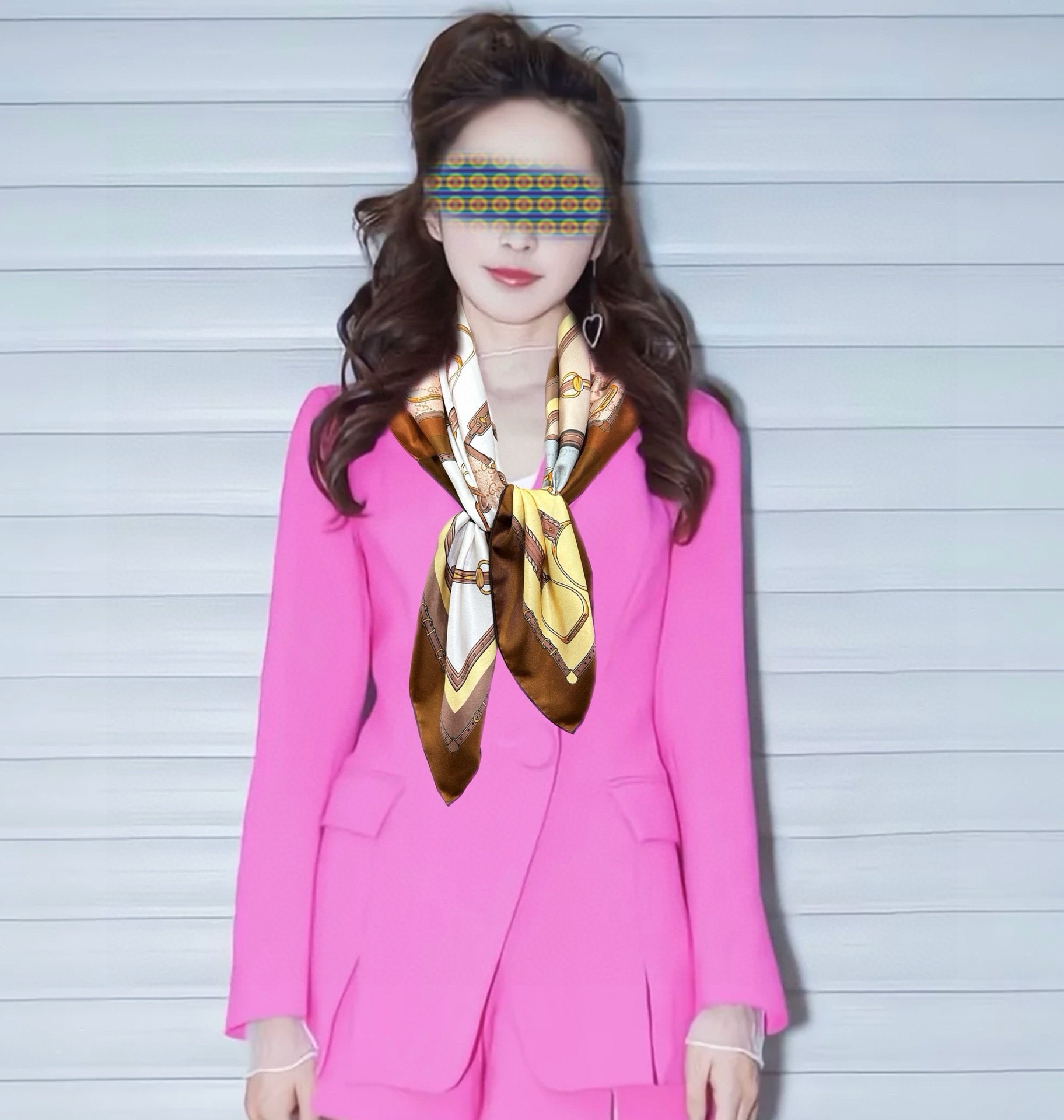 NO:187794,High-quality G-home. When you buy the new model, you must be fast and high-end. A woman's beauty has very few products. You can use it in all seasons to make people very beautiful. The upper body effect is simply beautiful. The quality is perfect. The whole scarf gives people aura and is very exquisite and beautiful. The new model is definitely worth buying. Once you get the real thing, you will be glad that you bought the right one. The material is silk, the size is 90x90 high-version scarf, the high-version scarf, gucci, real silk19860909高品质 G家 新款买到都说好下手一定要快高端 大爱女人尤物 货极少 四季都可以用真心美的让人非常非常心动 上身效果简直美翻了 品质非常完美整个围巾给人气场的同时又非常精致秀丽绝对值得入手的新款 实物一拿到就会庆幸自己是买对了,材质真丝,尺寸90x90高版本围巾,高版本围巾,gucci,real silk,scarf