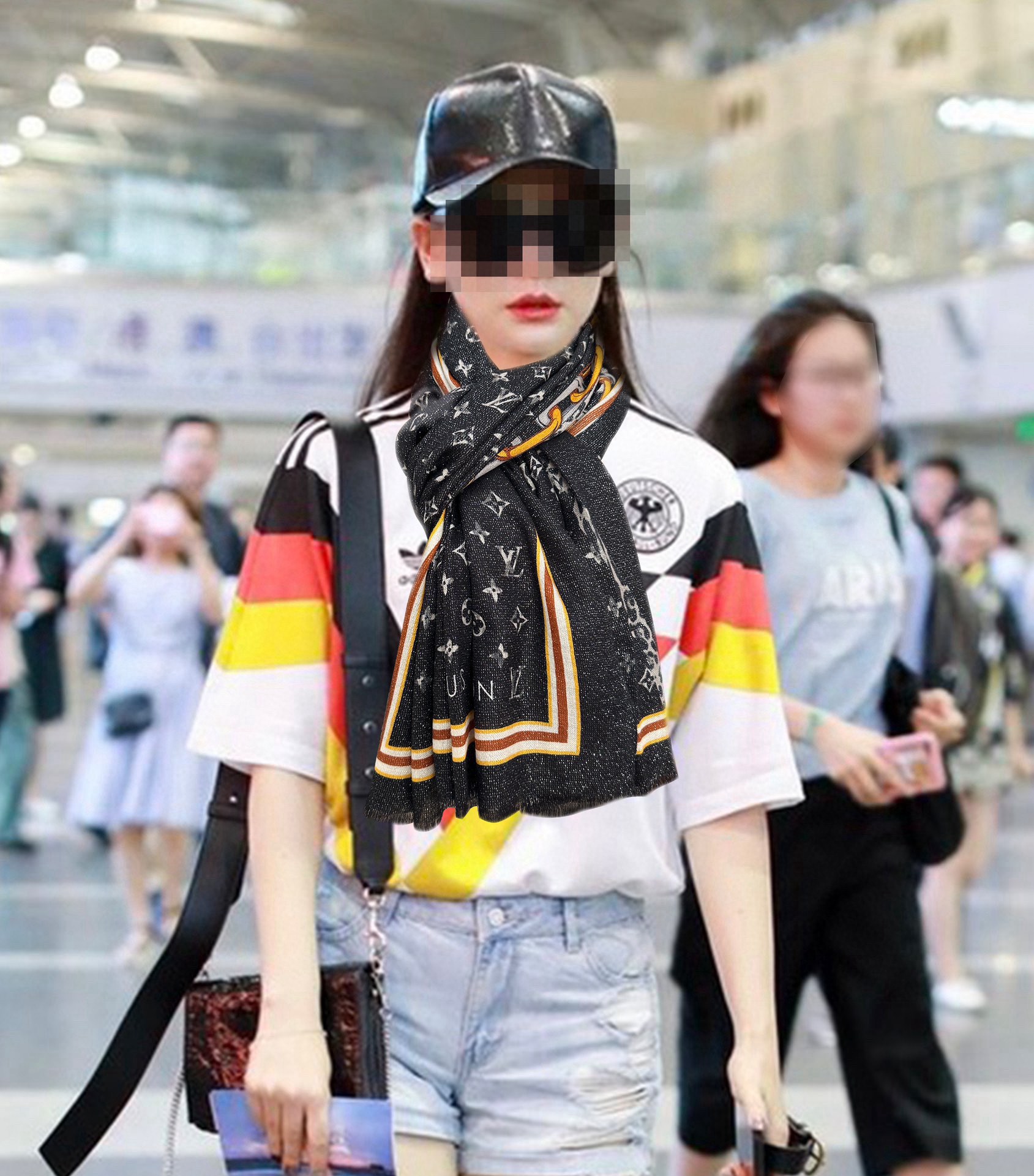 。上新Lv银丝2025 最新款吃瓜闪闪发光咖啡顶级设计太美了，真心赞👍【羊绒绒长巾】😘💍实物真心美 🎀披