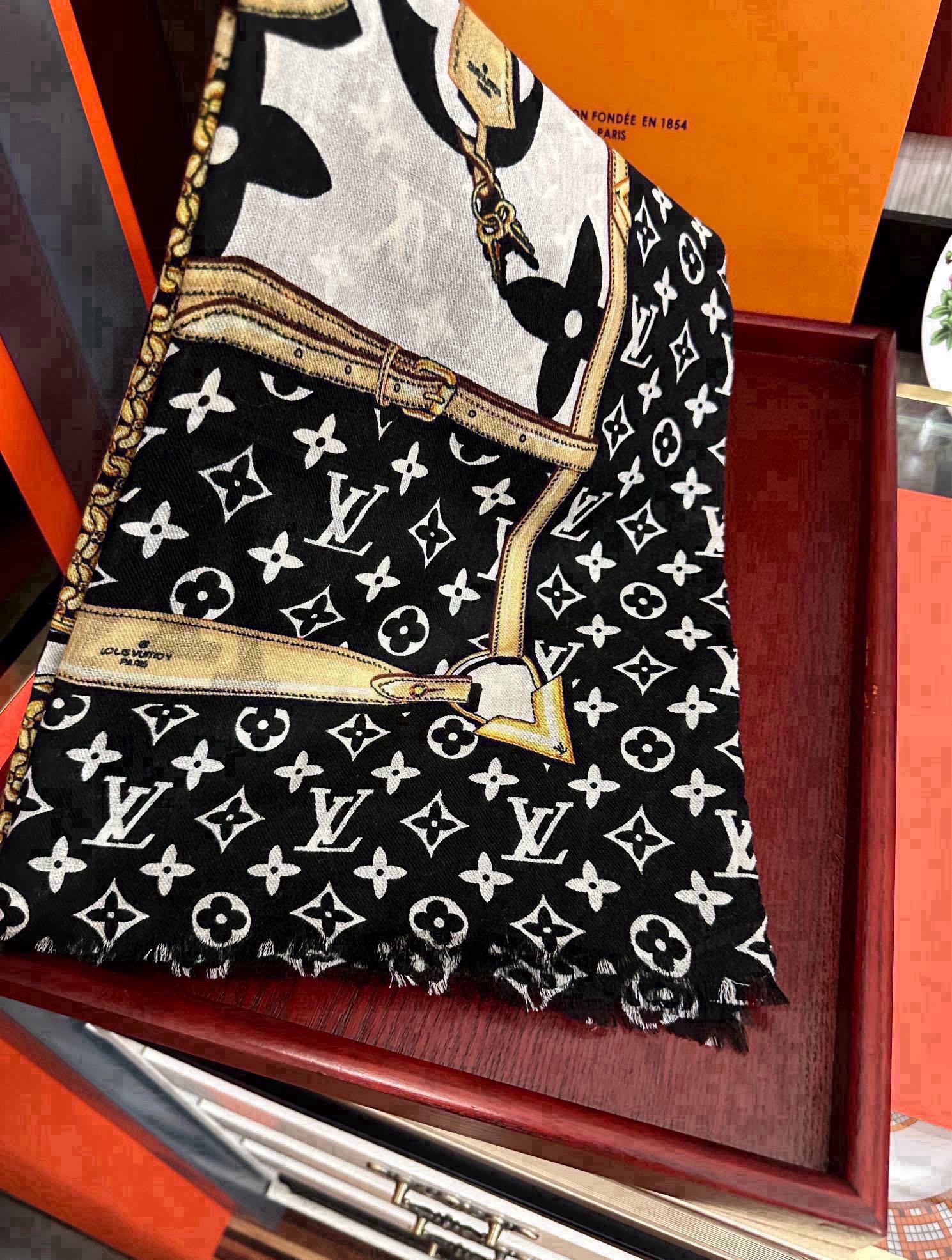 Luxurious VIP Wool Blanket Design for L V 2025 Collection, Size 100x200cm - 图片 3