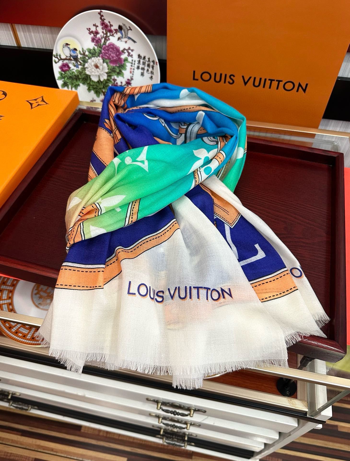 New LV 2025 VIP Recommendation: Beautiful Top-Level Design, 100x200cm Wool Material - 图片 4