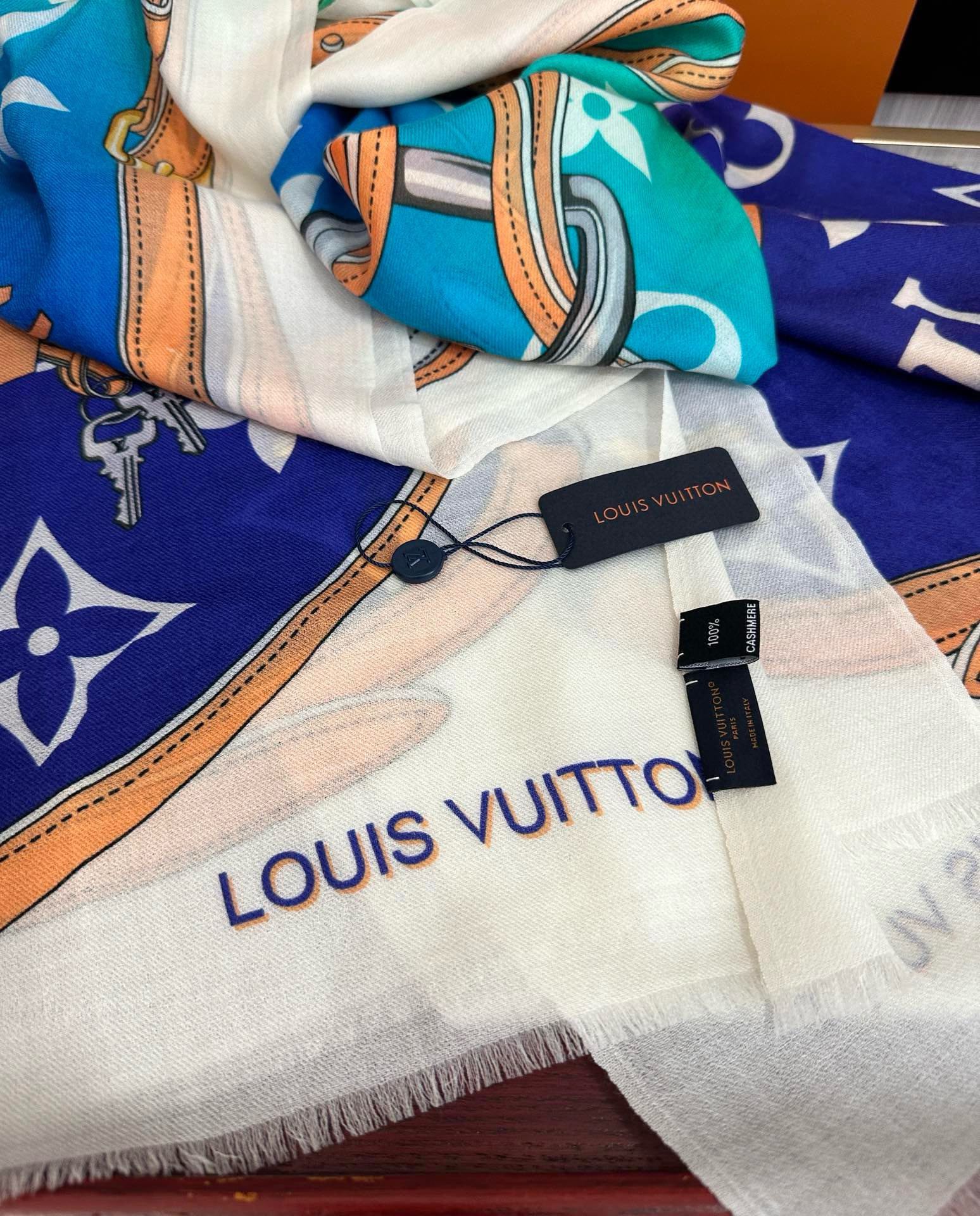 New LV 2025 VIP Recommendation: Beautiful Top-Level Design, 100x200cm Wool Material - 图片 7