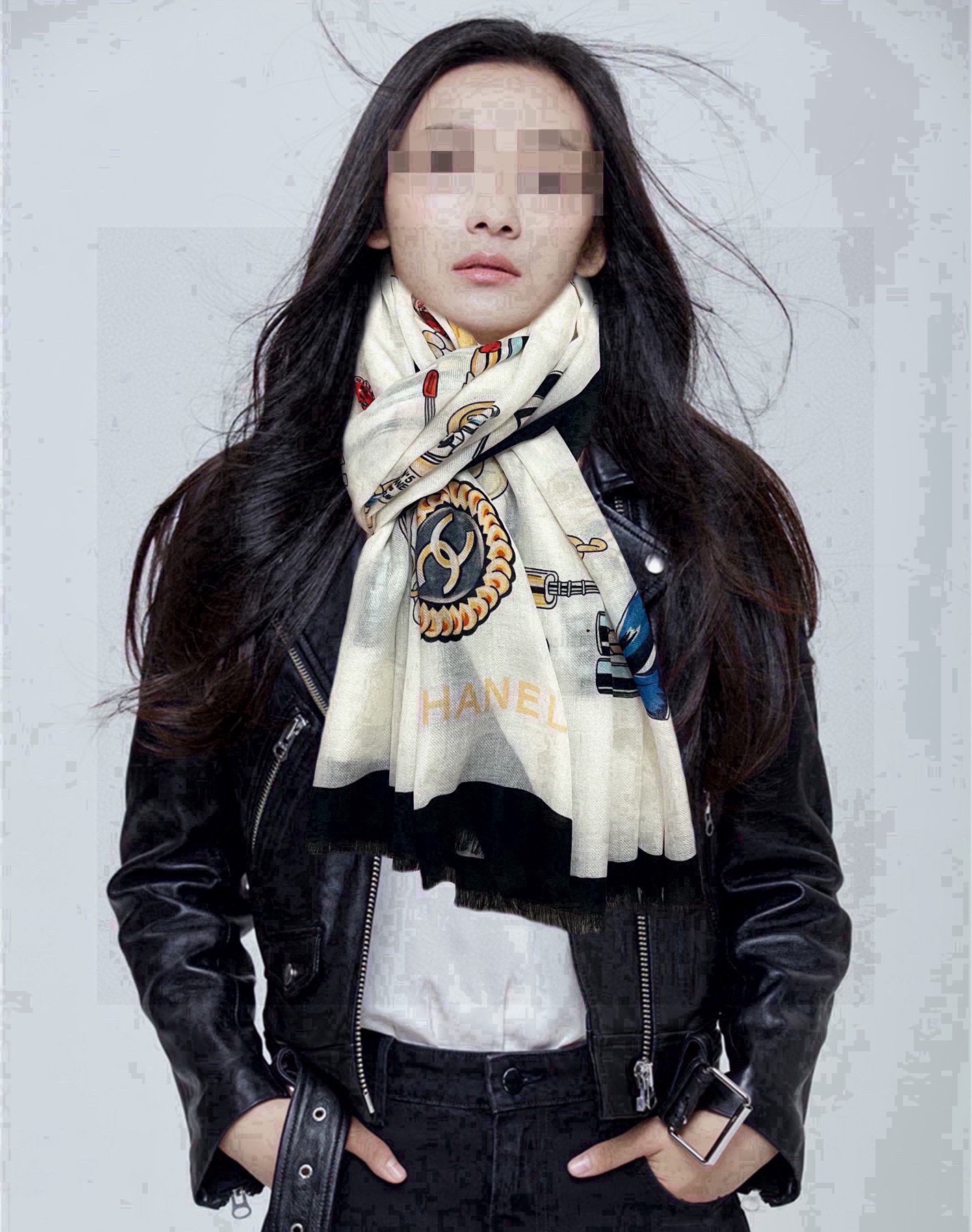 上新 小香，2025最新款‼️真心赞👍【双面戒指绒长巾】😘💍实物真心美 🎀披肩配以印花💓💃🏻无论设计喷绘