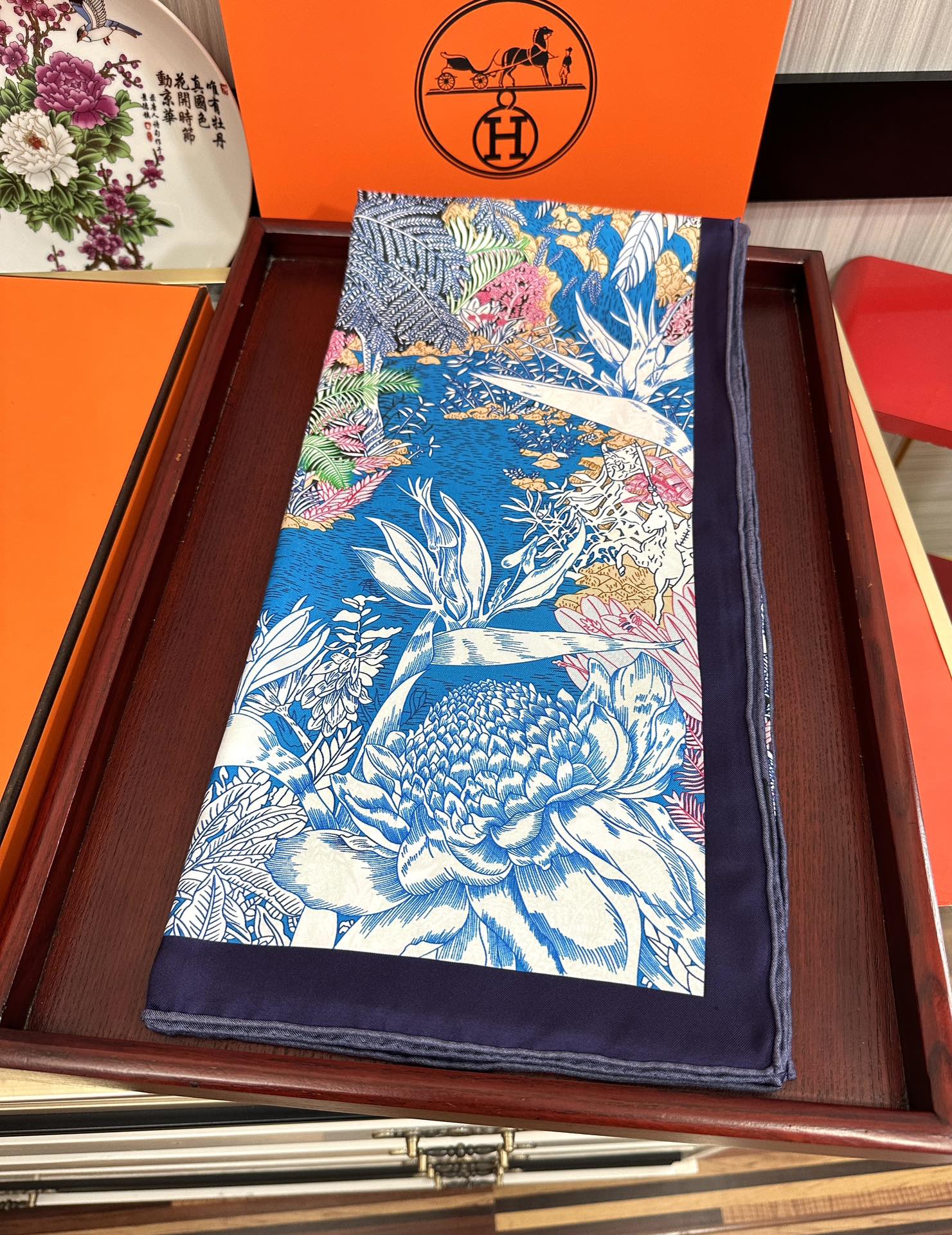 。重磅推荐 爱马🐎士2025 新款 高端设计买到都说好👍下手一定要快高端 大爱❤️女人尤物 货极少 四季