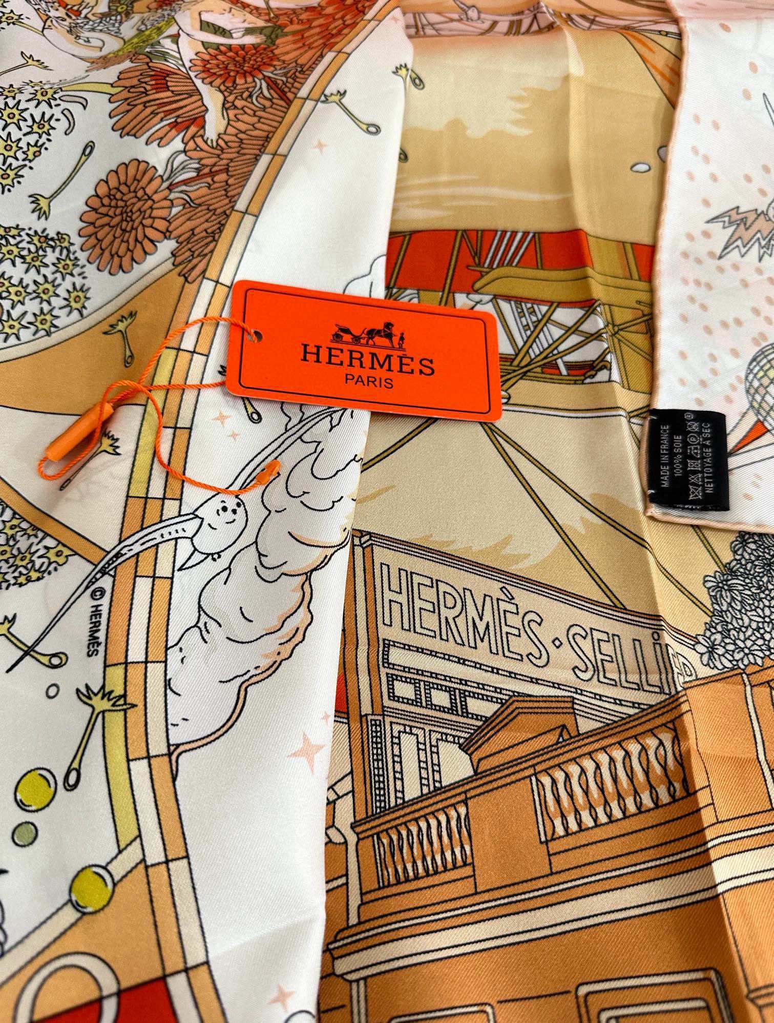 上新2025 。HERMES 重磅庆祝【爱马仕旗舰】方巾嘴唇精简时髦，品质感很显好得意好搭到上瘾的丝巾色