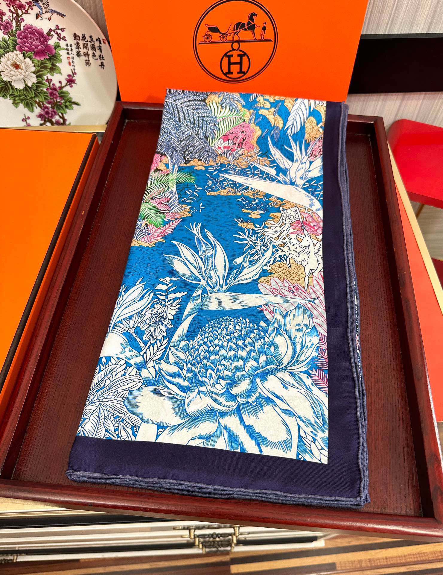 。重磅推荐 爱马🐎士2025 新款 高端设计买到都说好👍下手一定要快高端 大爱❤️女人尤物 货极少 四季