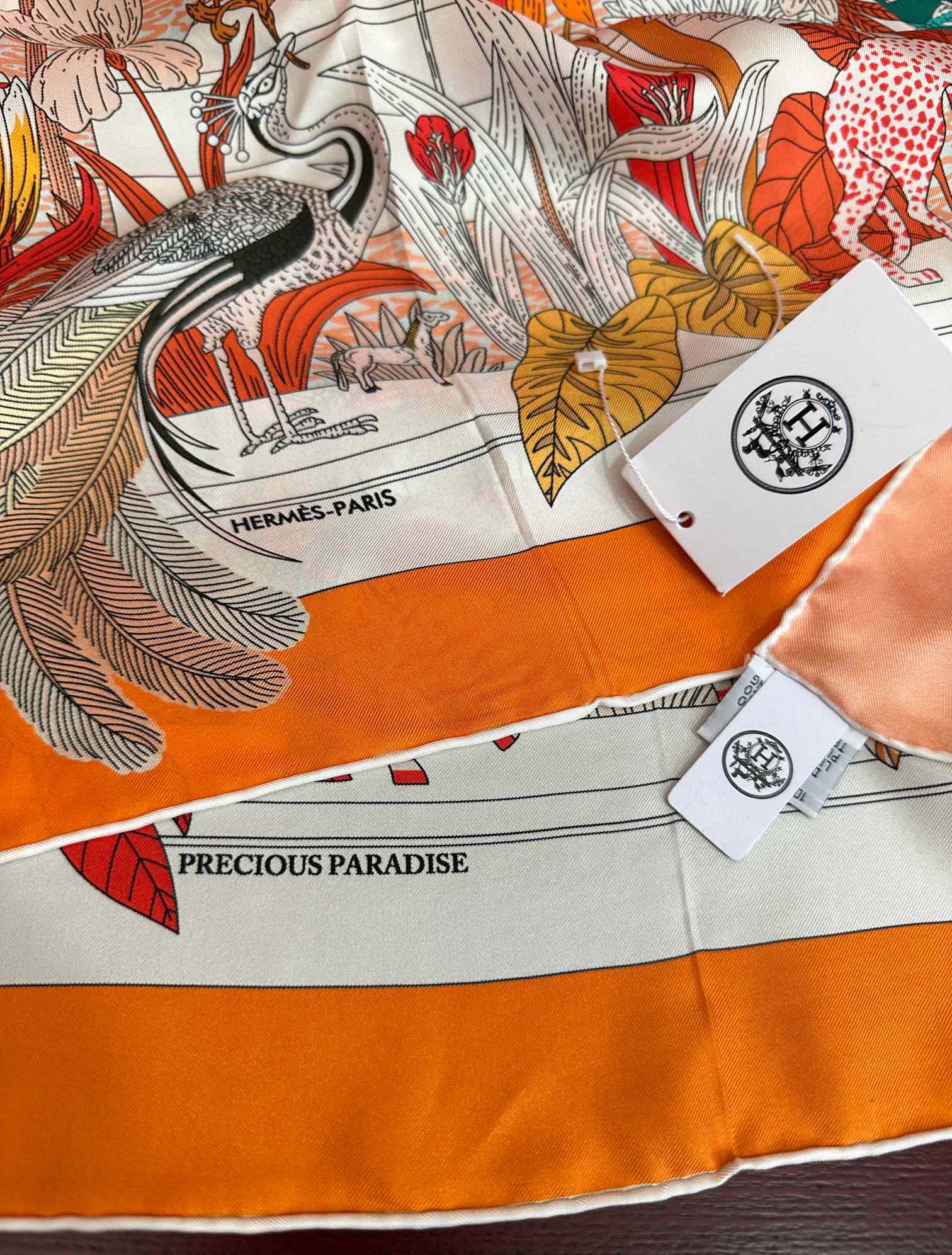 高版本HERMES 【珍奇乐园】太阳精致卷边嘴唇品质感很显好得意好搭到上瘾的丝巾色带着不显山不露水的简约