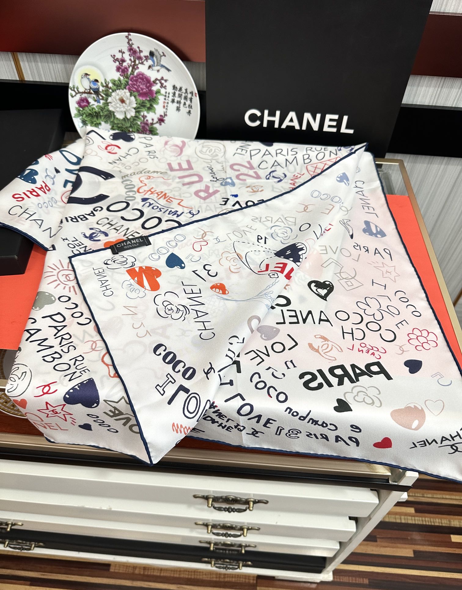  。香奈儿【18mm双面同色】浪漫爱情重磅推荐色真的超级爱的款式❤️Love,真情永在得意一条印有cha