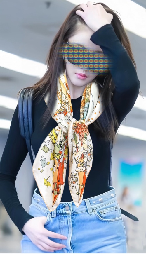 Hermes Silk Scarf 90x90cm - Timeless Design & Luxurious Quality 1 Hermes Silk Scarf 90x90cm – Timeless Design & Luxurious Quality