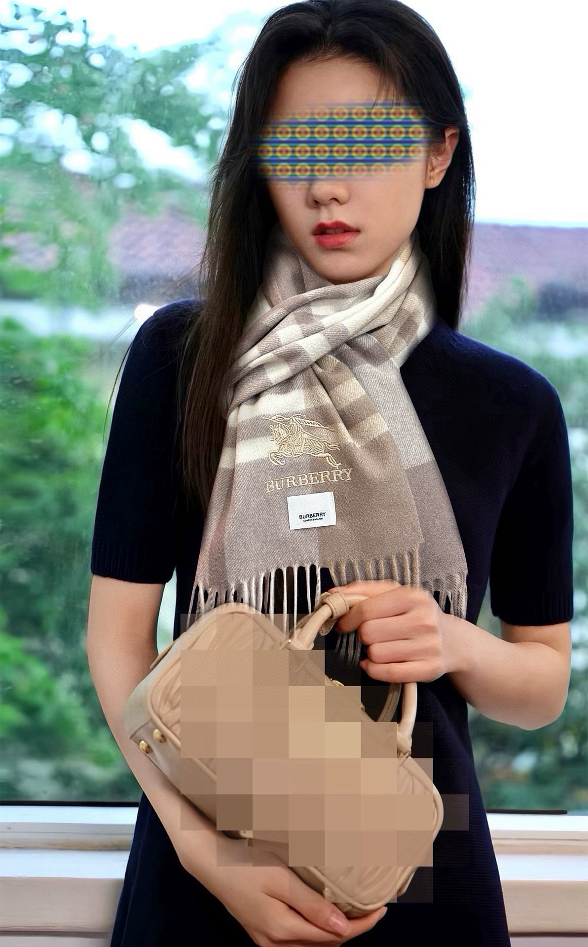 NO:337549,90 Cashmere Burberry Couple model is the most popular [Use Inner Mongolia Cashmere] Men and Women Couple scarfs are so beautiful that they make people feel refreshed [Color][Color] Soft and comfortable with the touch, great and exquisite logo embroidery, high-end and atmospheric, worthy of the must-have model, hurry up and start, it is really good. Size 30x material cashmere high-version scarf, high-version scarf, burberry1986090990羊绒 巴宝莉 情侣款最爆款【采用内蒙古山羊绒】男女士情侣款围巾太美了让人耳目一新的感觉[色][色][色]手感柔软舒适,棒棒哒加上精美logo刺绣高端大气,值得必备款,赶紧下手,真正好货.尺寸30x材质羊绒高版本围巾,高版本围巾,burberry,scarf