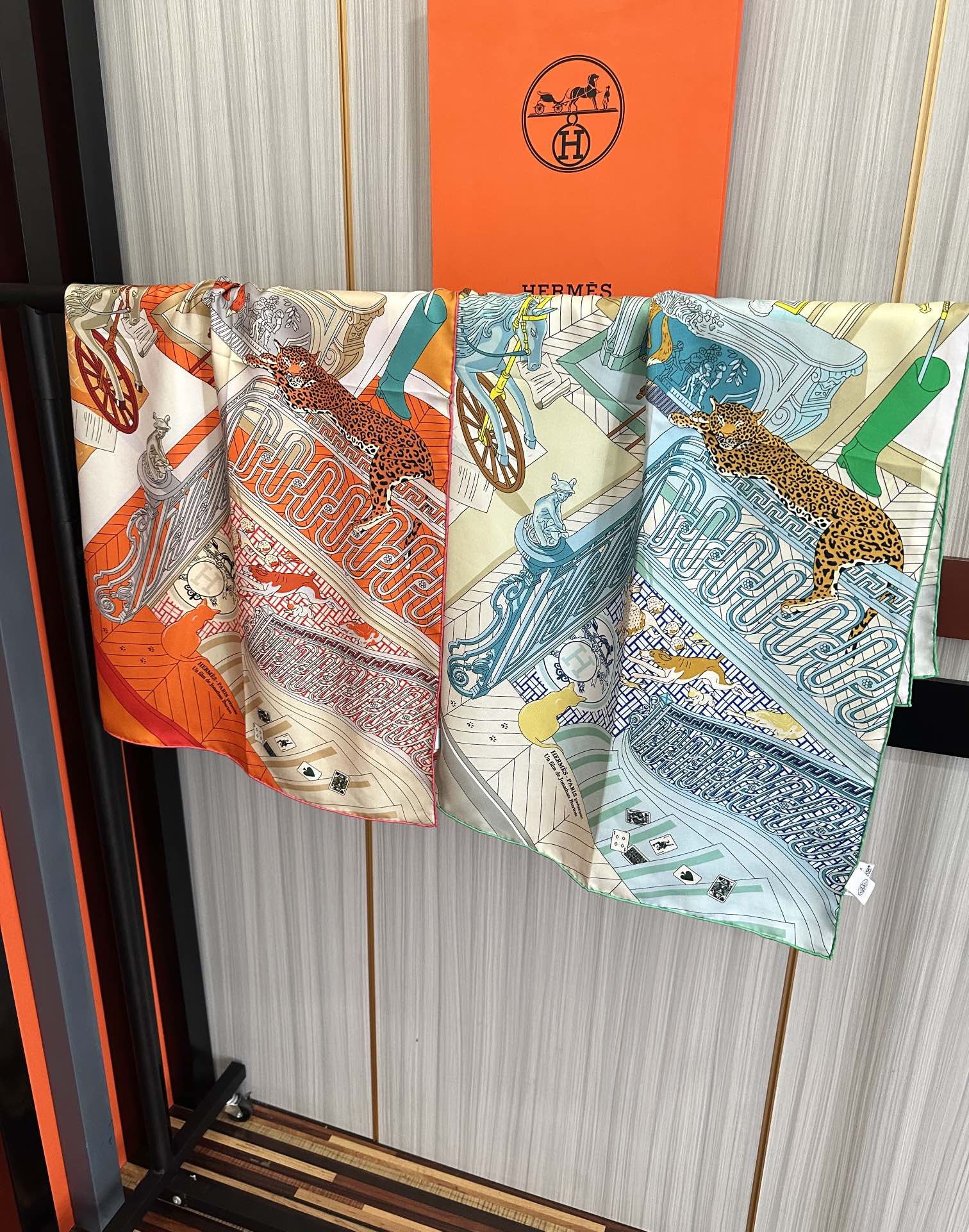 。高品质2025HERMES 【24号之谜】太阳精致卷边嘴唇太美了品质感很显好得意好搭到上瘾的丝巾色带着