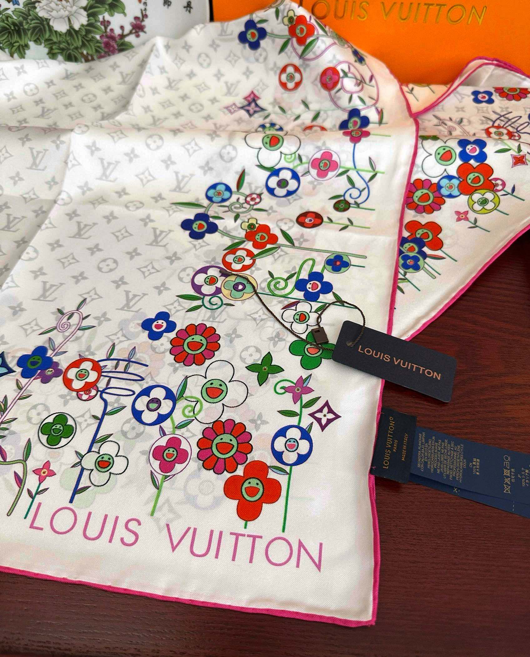 。10最新款 LV 高品质永远都是那么经典庆祝今年最流行的款式太阳顶级设计 Monogram SuPer