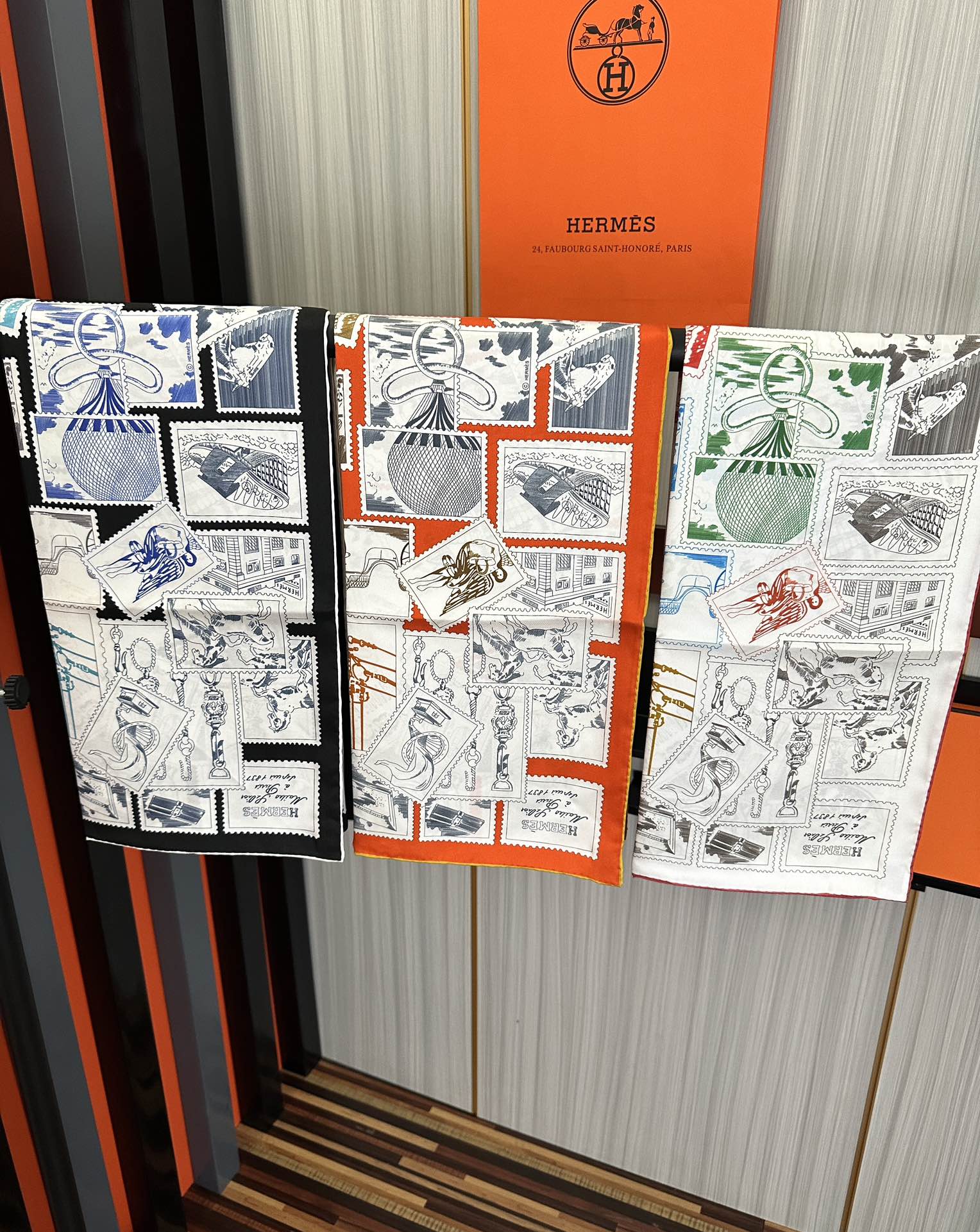 上新2025 。HERMES 重磅庆祝【福宝集邮者】90方巾嘴唇精简时髦，太美了 品质感很显好得意好搭到