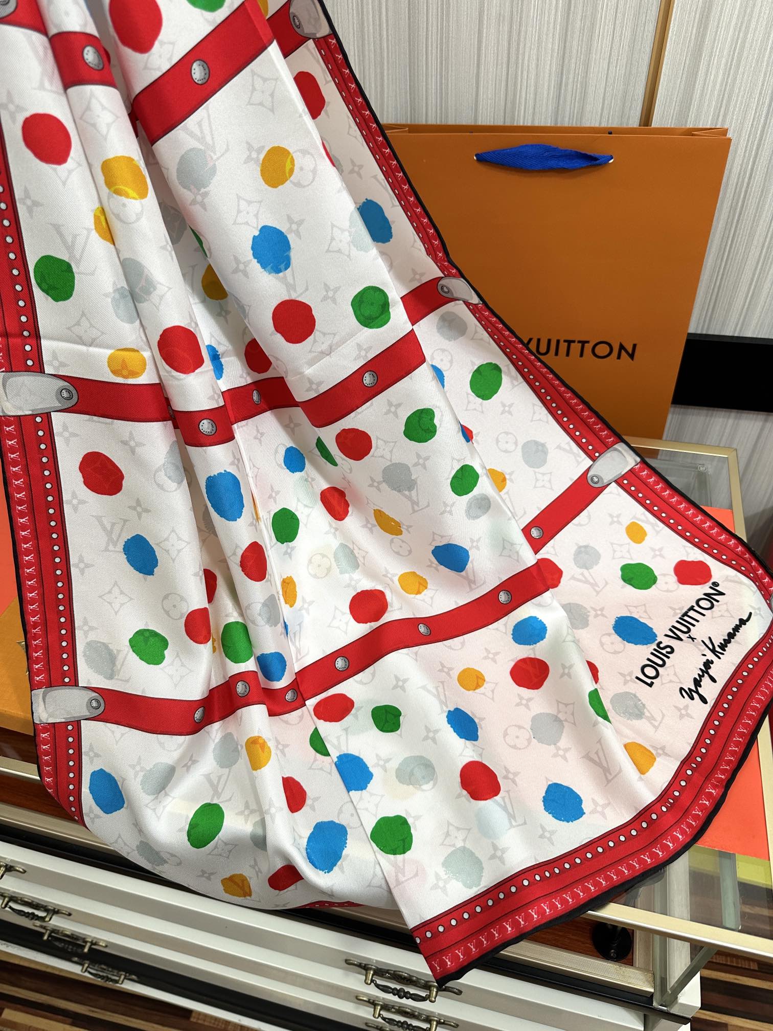 。上新 L家2025 最新款，重磅推荐 👍下手一定要快高端 大爱❤️女人尤物 货极少 四季都可以用‼️真