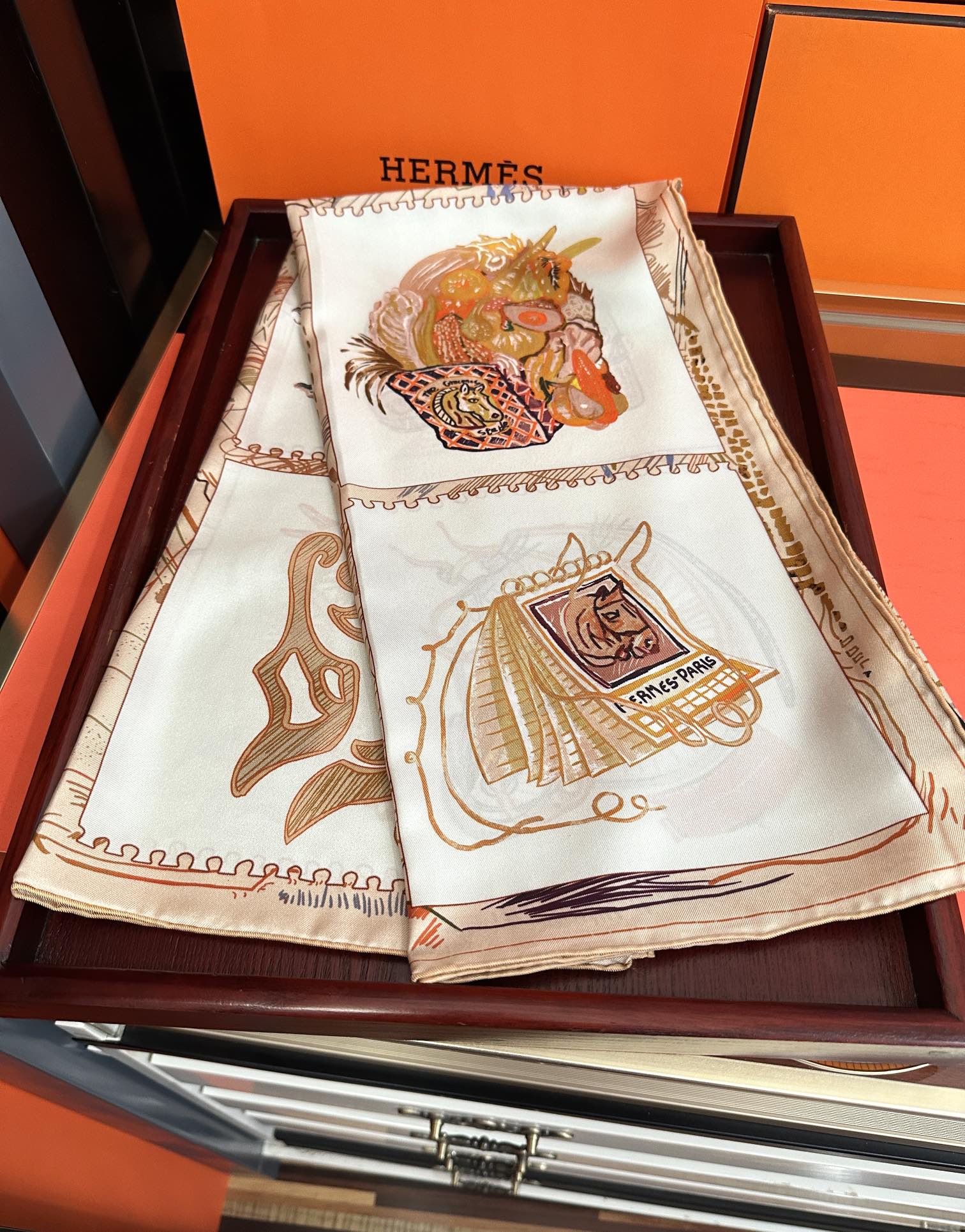 。  25新款【骏马系列】买到都说好👍下手一定要快高端 大爱❤️女人尤物 货极少 四季都可以用‼️真心美