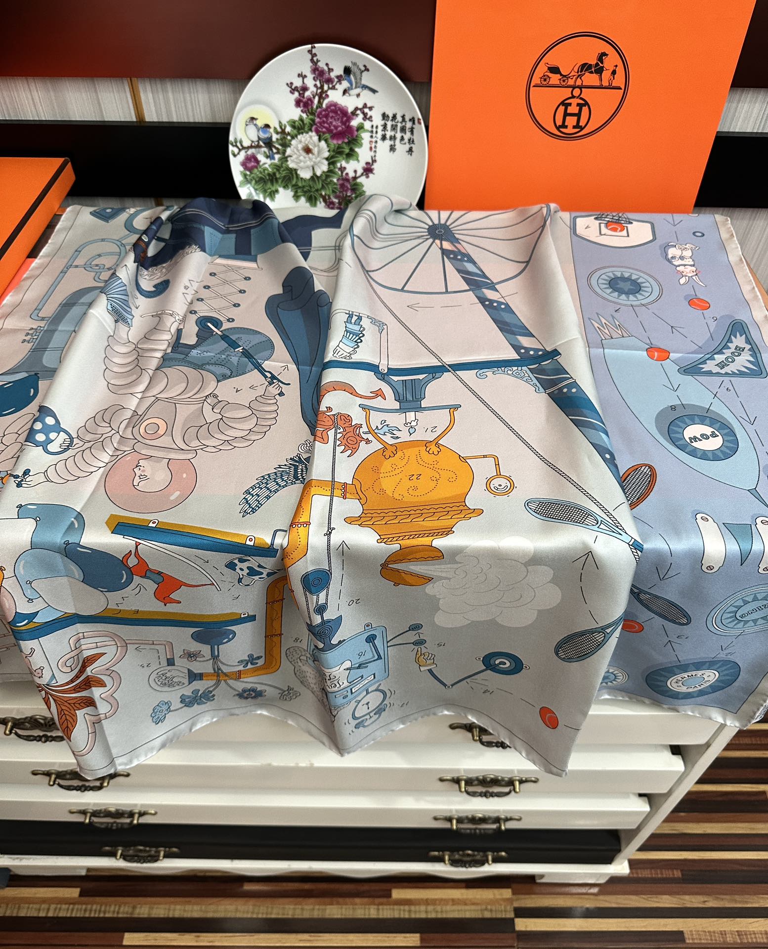  。H家2025新款【爱马系列】手工卷边，买到都说好👍下手一定要快高端 大爱❤️女人尤物 货极少 四季都