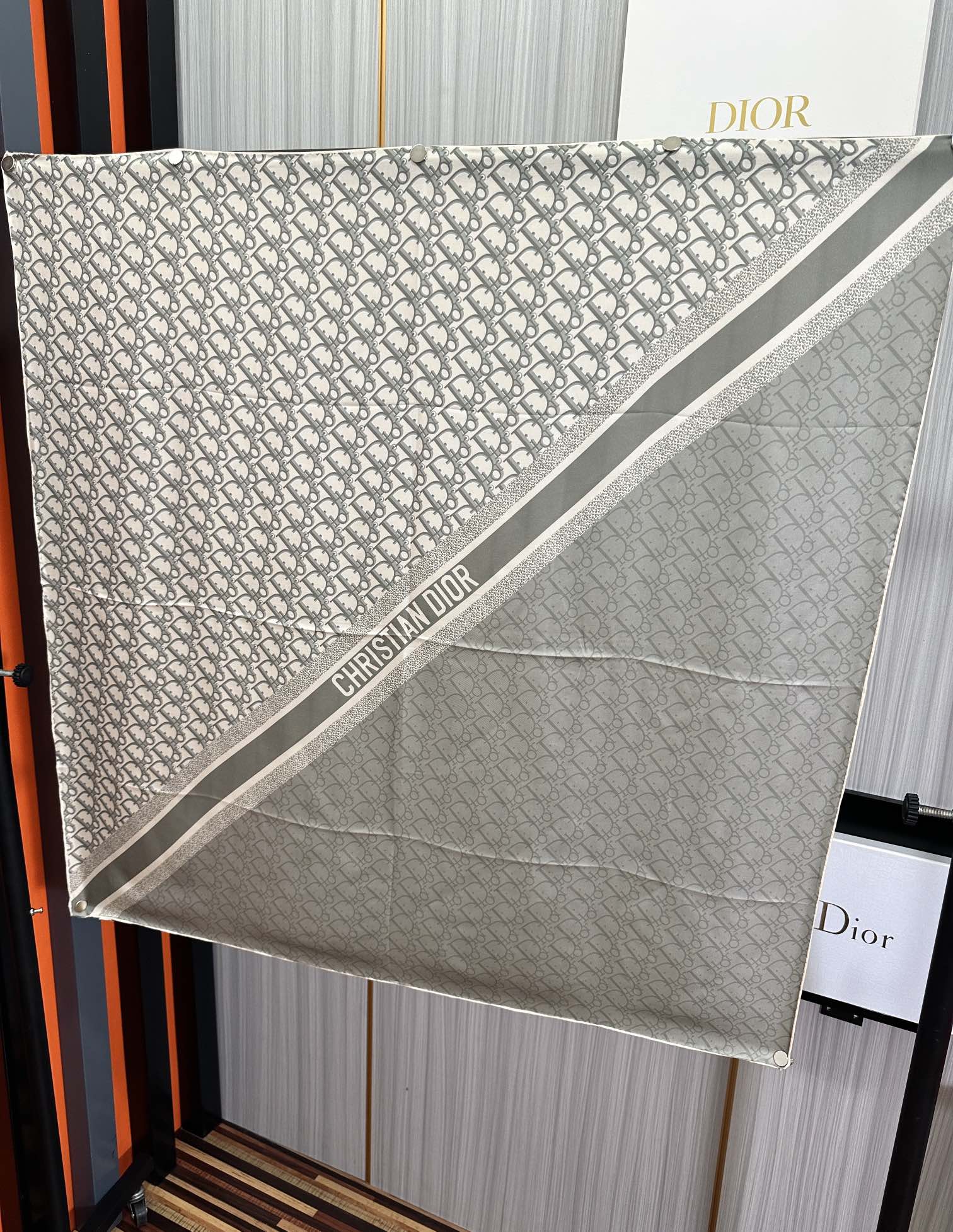 。 迪澳2025【D字印花字母】春夏季新款，太美了玫瑰买到都说好👍下手一定要快高端 大爱❤️女人尤物 货