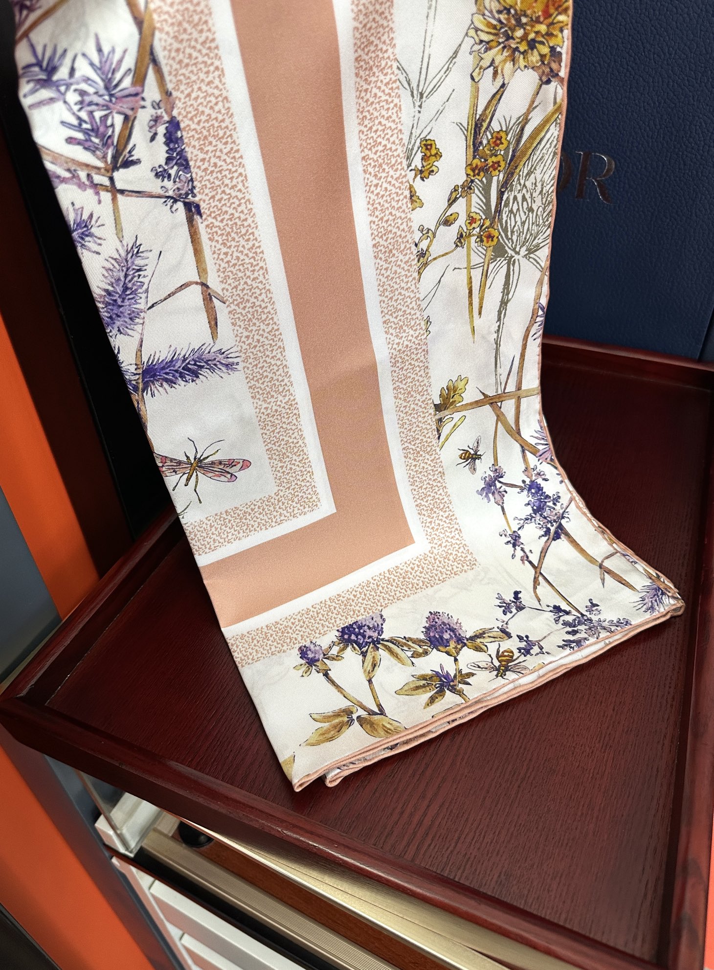 🆕高版本 迪奥 太美了 2025春夏季新款，太美了玫瑰买到都说好👍下手一定要快高端 大爱❤️女人尤物 货