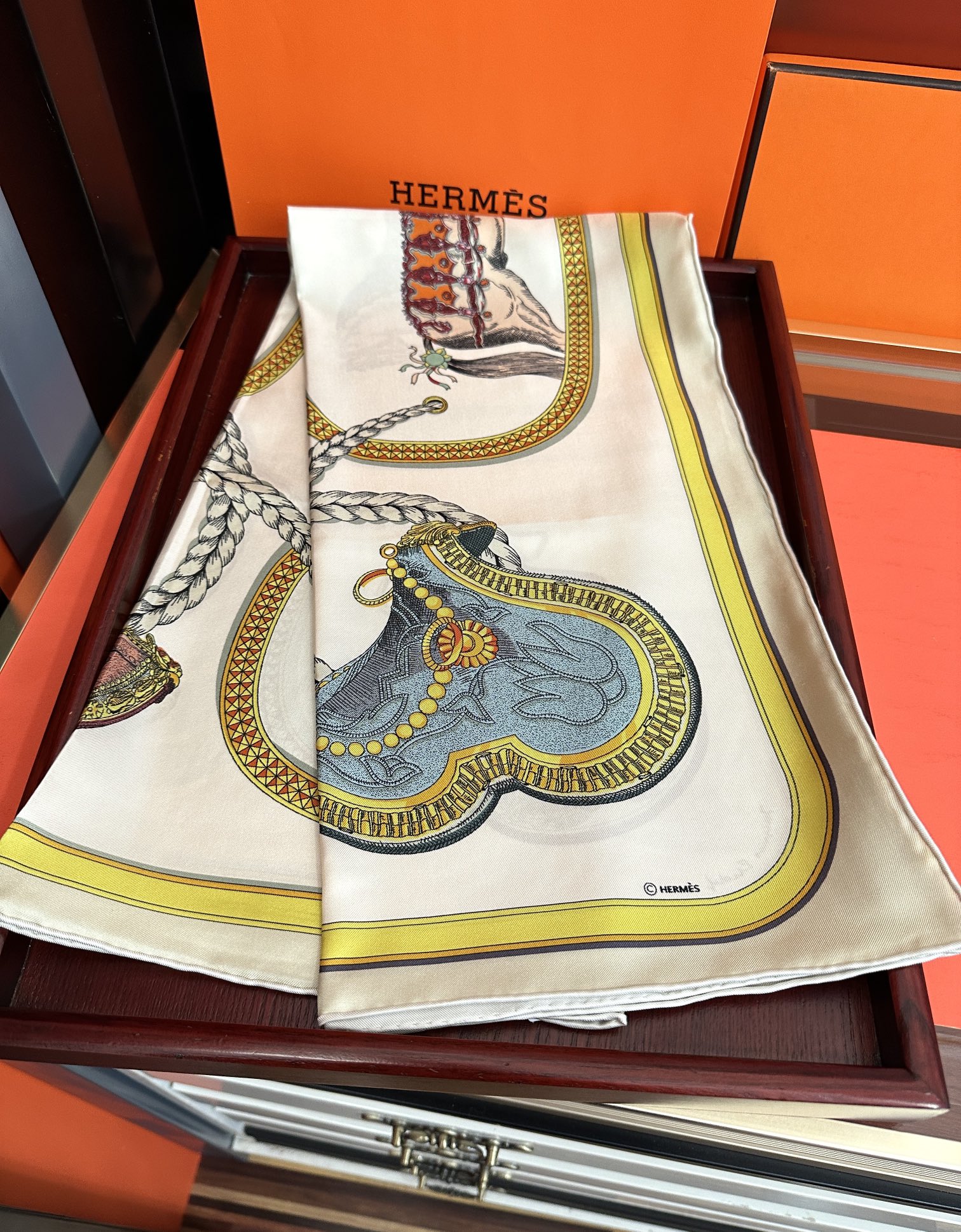 高版本。爱马仕 精致款边👍2025新款 高端设计买到都说好👍下手一定要快高端 大爱❤️女人尤物 货极少 