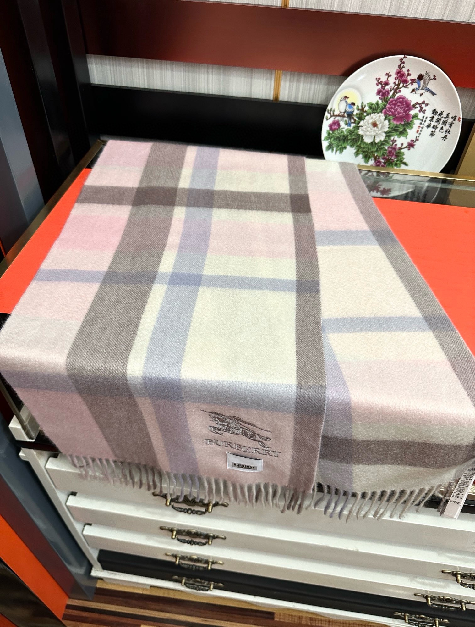 。85%山羊绒  2025巴宝莉【刺绣战马】采用内蒙古顶级山羊绒 最新款男女通用情侣款👫重磅推荐💥 经典