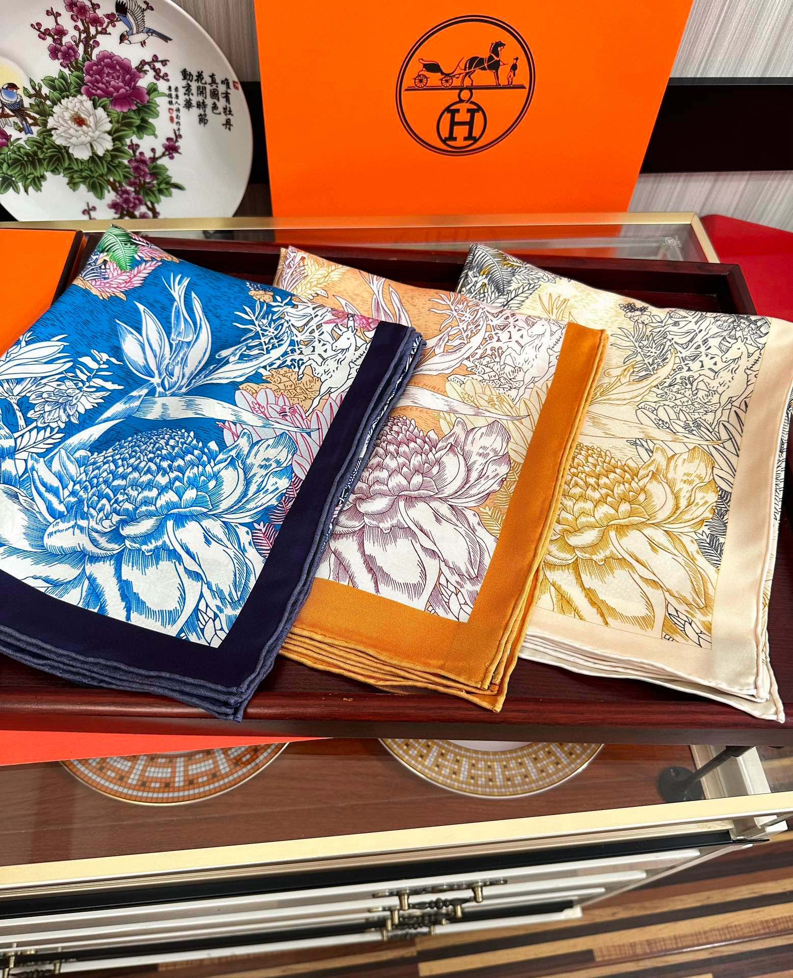 。重磅推荐 爱马🐎士2025 新款 高端设计买到都说好👍下手一定要快高端 大爱❤️女人尤物 货极少 四季