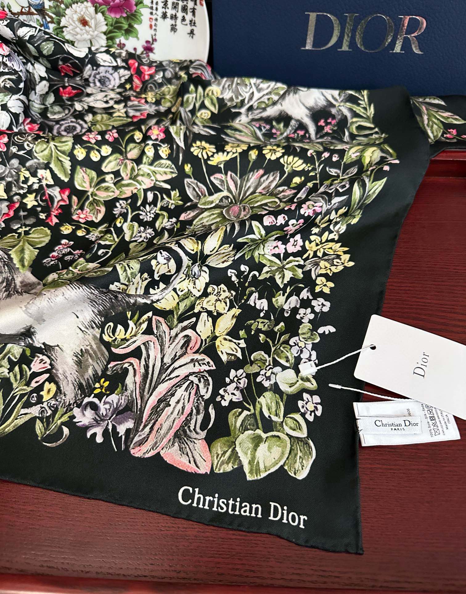 🆕新款 迪奥 官网同步 【花卉系列】太美了 2025春夏季新款，太美了玫瑰买到都说好👍下手一定要快高端 