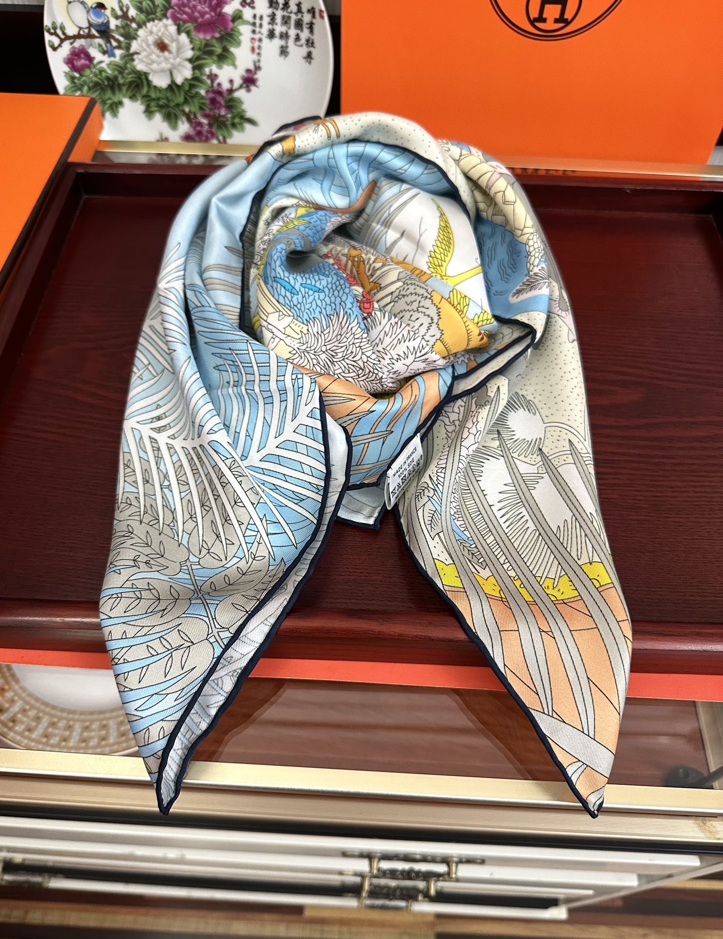 上新2025 。HERMES 重磅庆祝【大自然动物森林】方巾嘴唇精简时髦，品质感很显好得意好搭到上瘾的丝