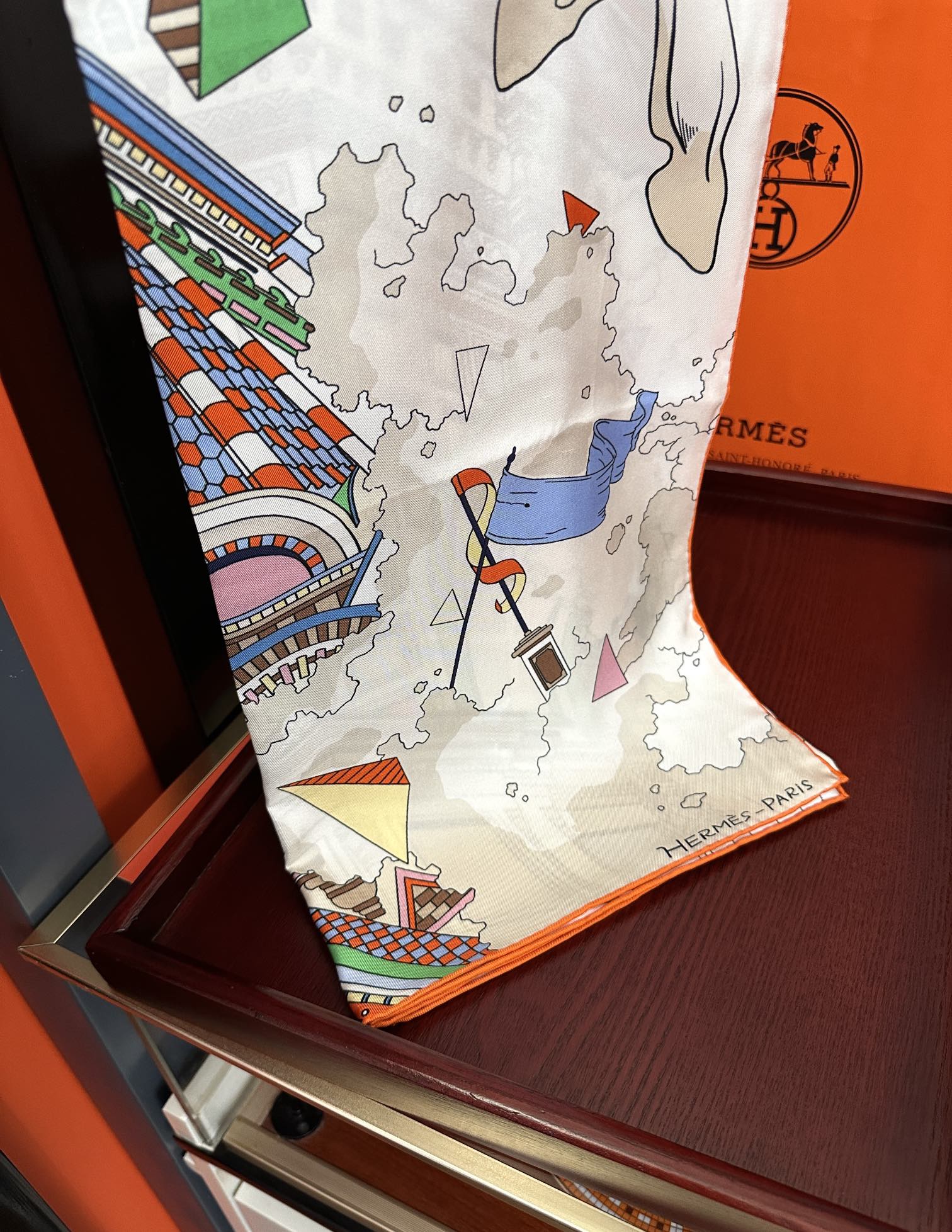 🆕高品质 爱马仕 2025新款太美了【骏马奔腾】精致手工卷边，买到都说好👍下手一定要快高端 大爱❤️女人