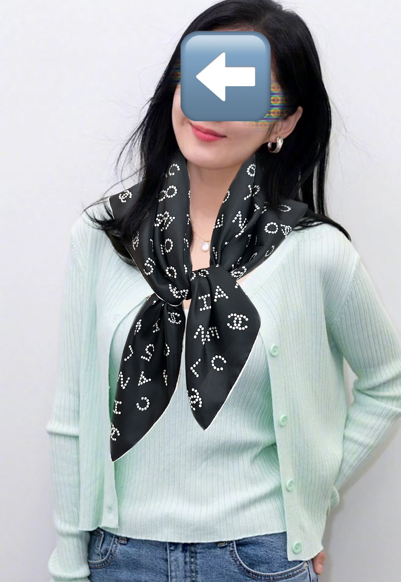 。 2010香奈儿 官网同步【双面同色 18姆米】 高版本👍香奶奶永远都是比较经典發一条印有字母Logo