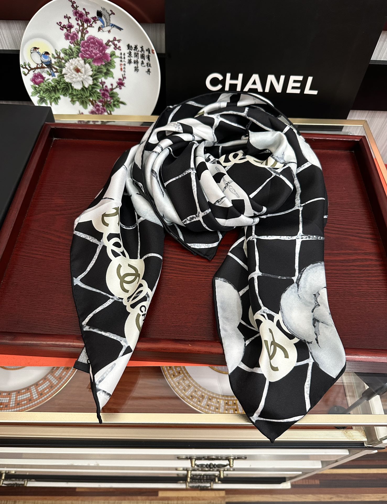 。2010高品质 香奈儿【山茶花系列】 精致款边 永远都是那么经典發『▪️落入安稳，经典宇宙情人』香粉欢