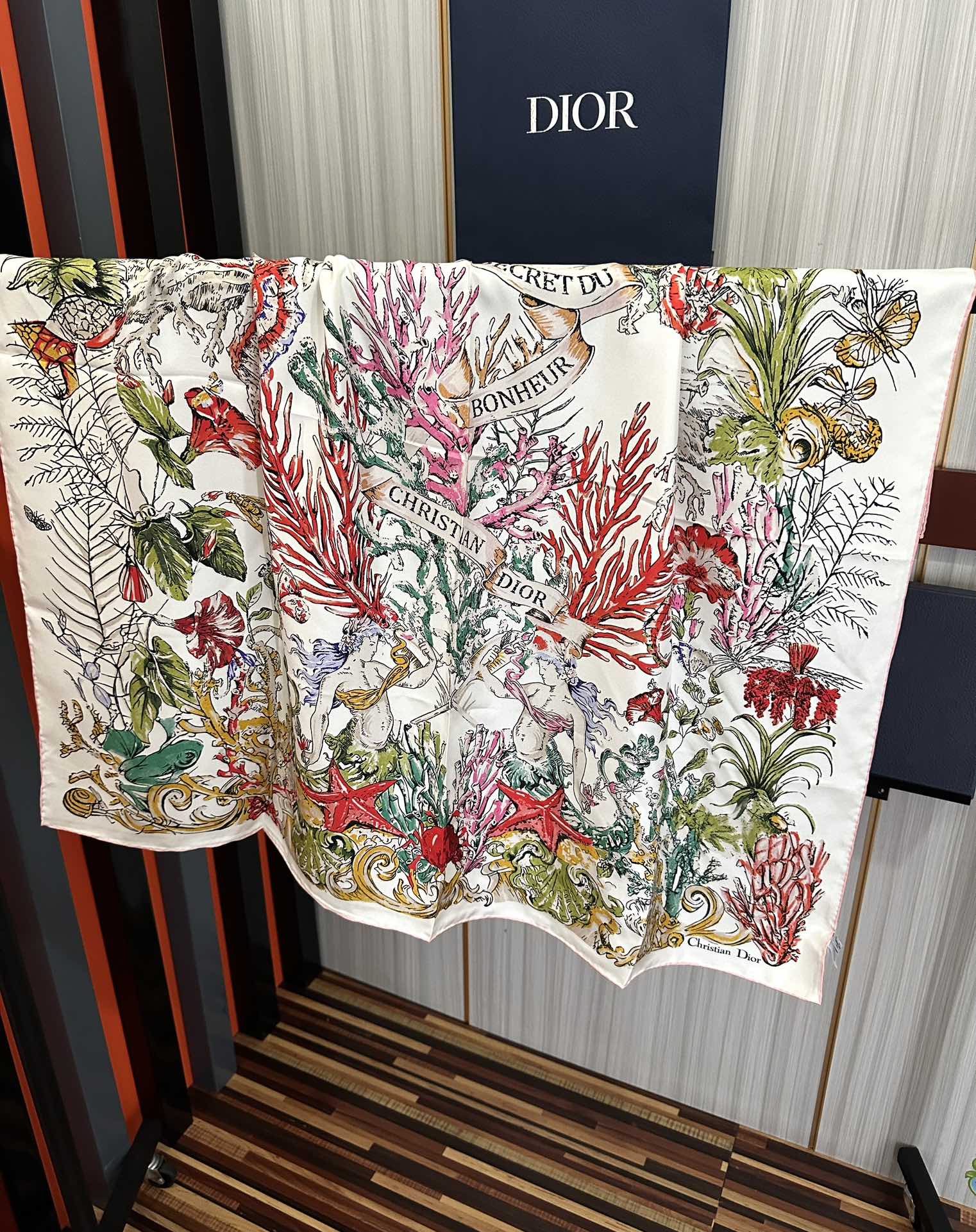 🆕高版本 迪奥2025新款官网同步 【花卉系列】太美了玫瑰买到都说好👍下手一定要快高端 大爱❤️女人尤物