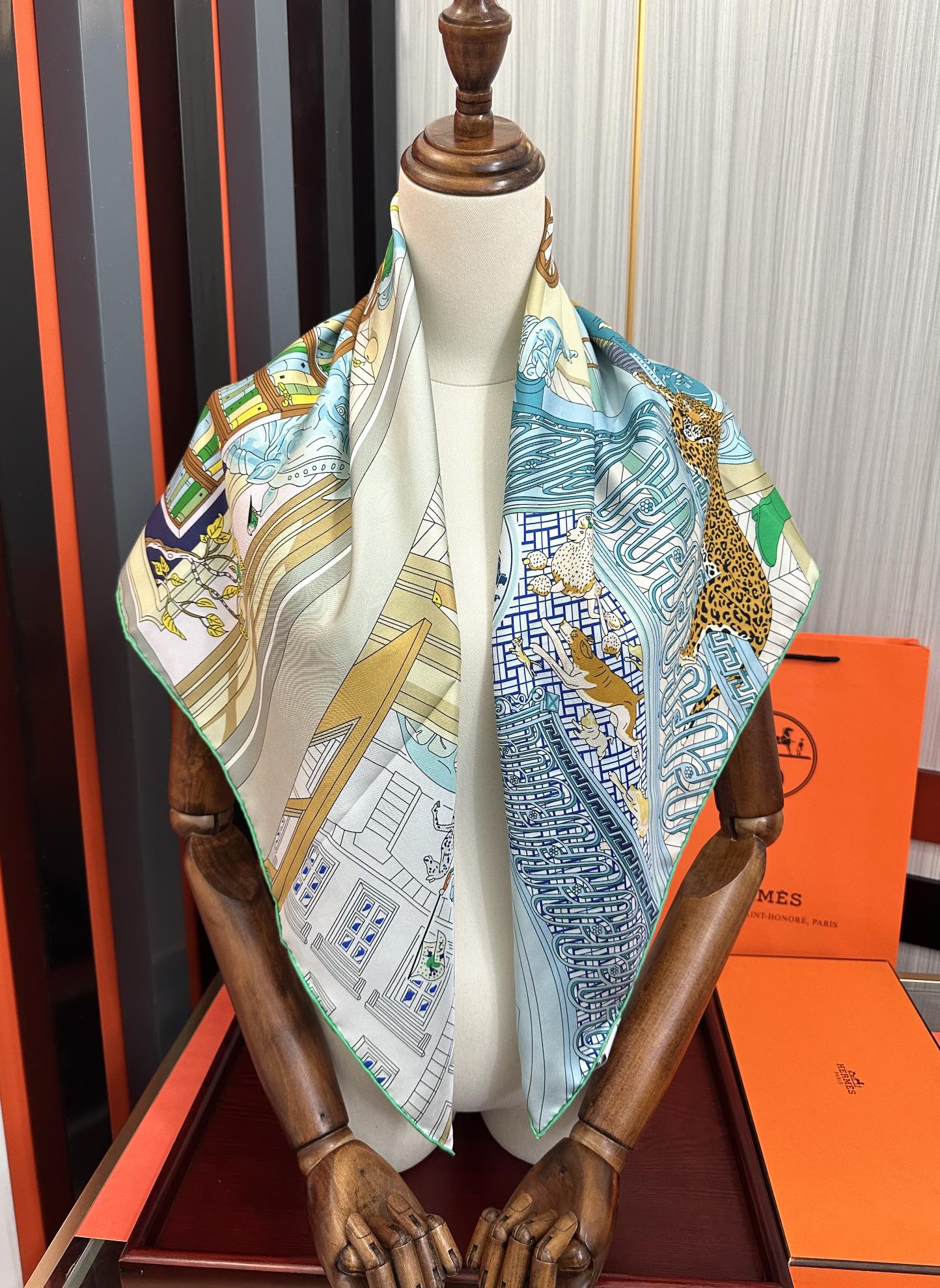 。高品质2025HERMES 【24号之谜】太阳精致卷边嘴唇太美了品质感很显好得意好搭到上瘾的丝巾色带着