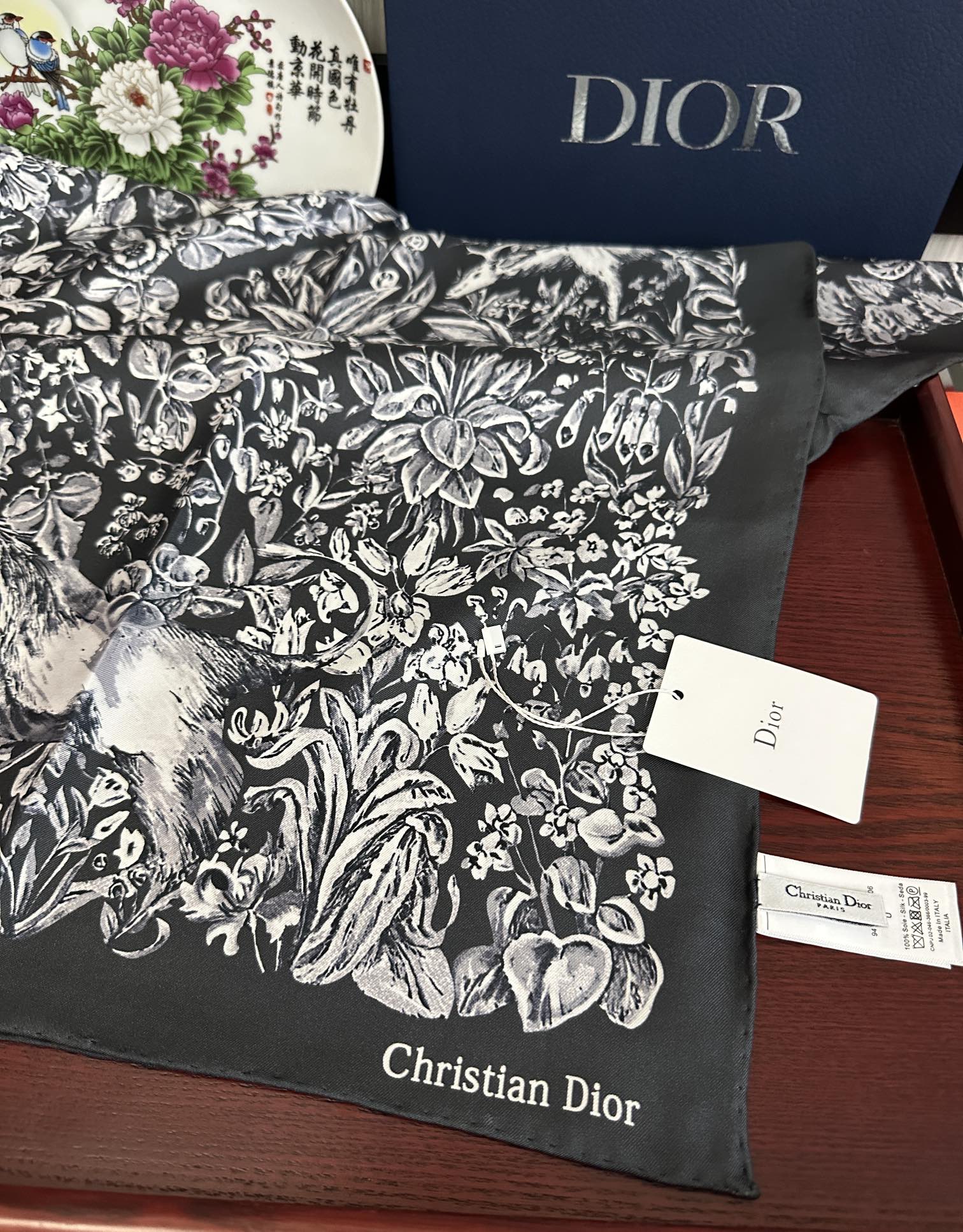 🆕新款 迪奥 官网同步 【花卉系列】太美了 2025春夏季新款，太美了玫瑰买到都说好👍下手一定要快高端 