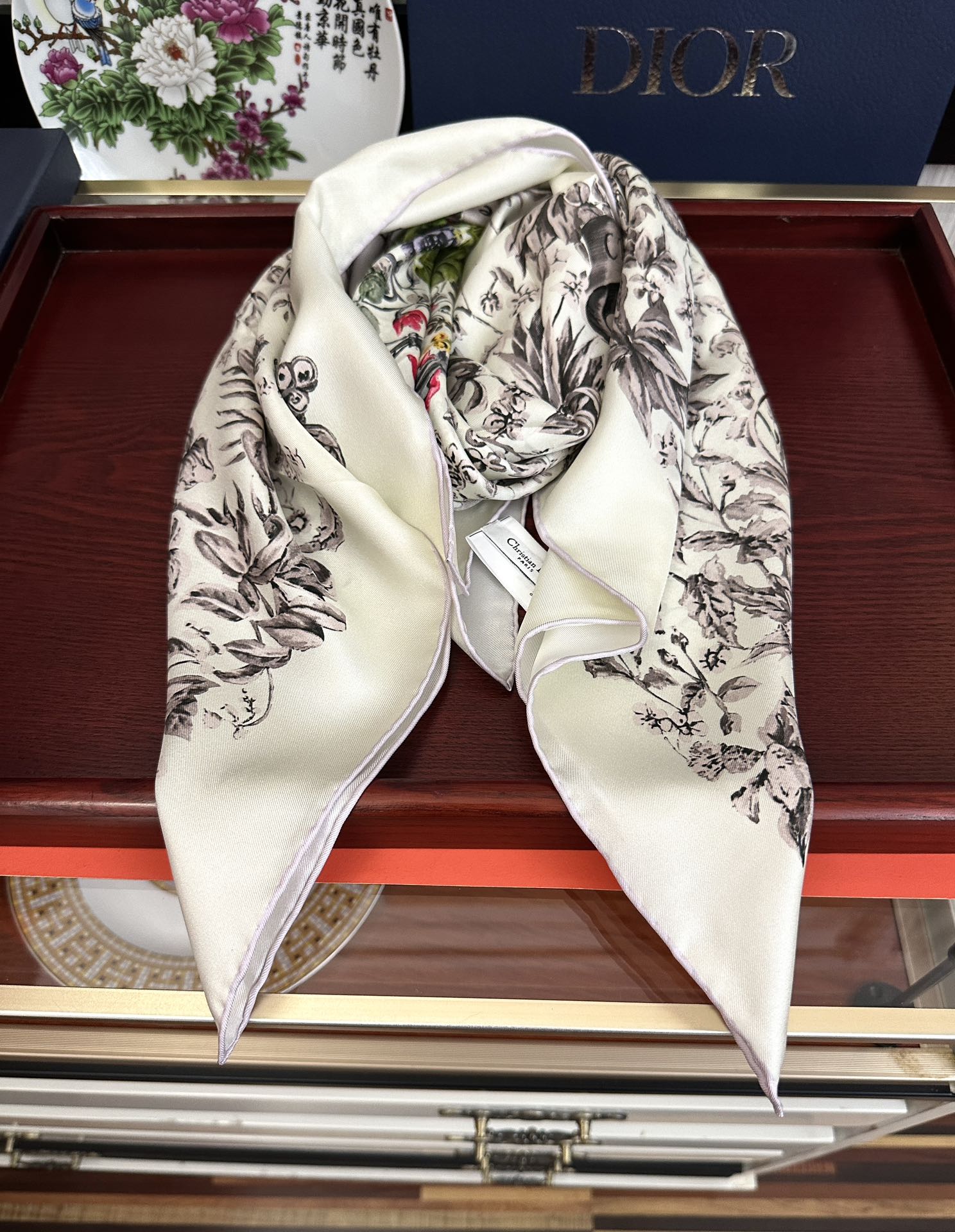 🆕新款 迪奥 官网同步 【花卉系列】太美了 2025春夏季新款，太美了玫瑰买到都说好👍下手一定要快高端 