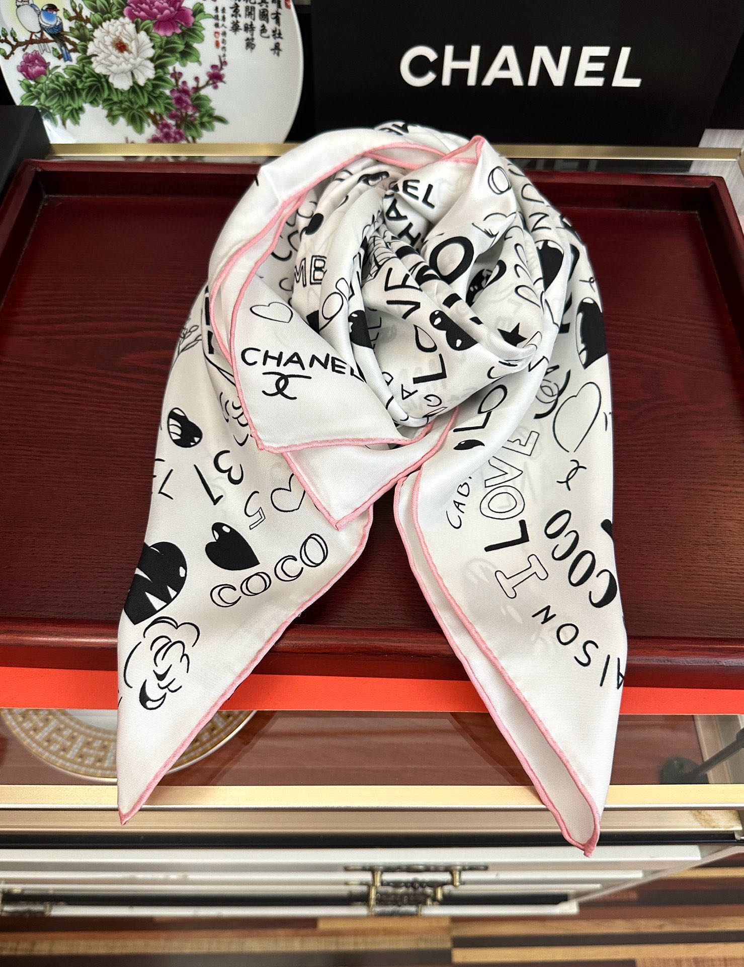  。香奈儿【18mm双面同色】浪漫爱情重磅推荐色真的超级爱的款式❤️Love,真情永在得意一条印有cha