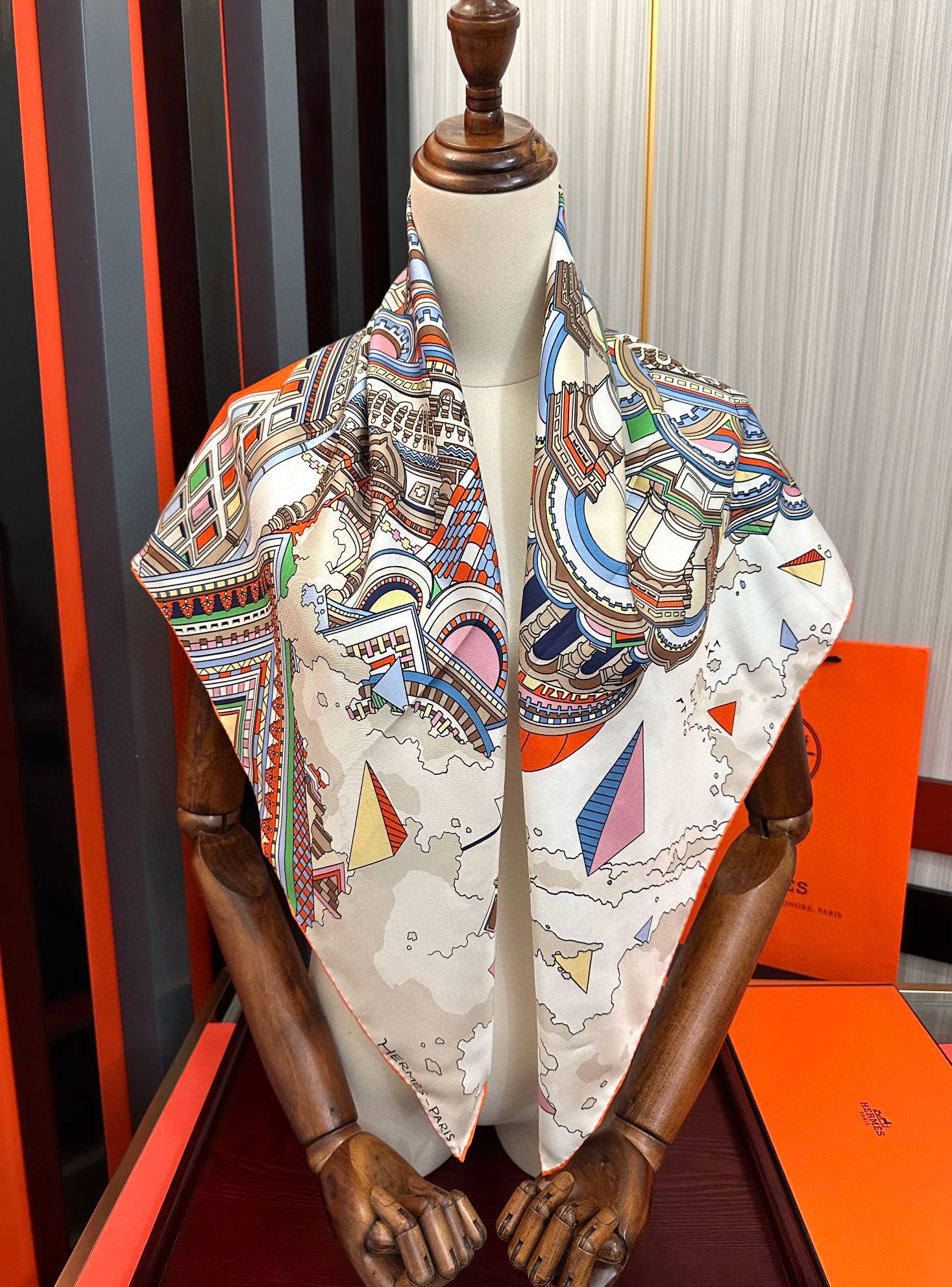 🆕高品质 爱马仕 2025新款太美了【骏马奔腾】精致手工卷边，买到都说好👍下手一定要快高端 大爱❤️女人