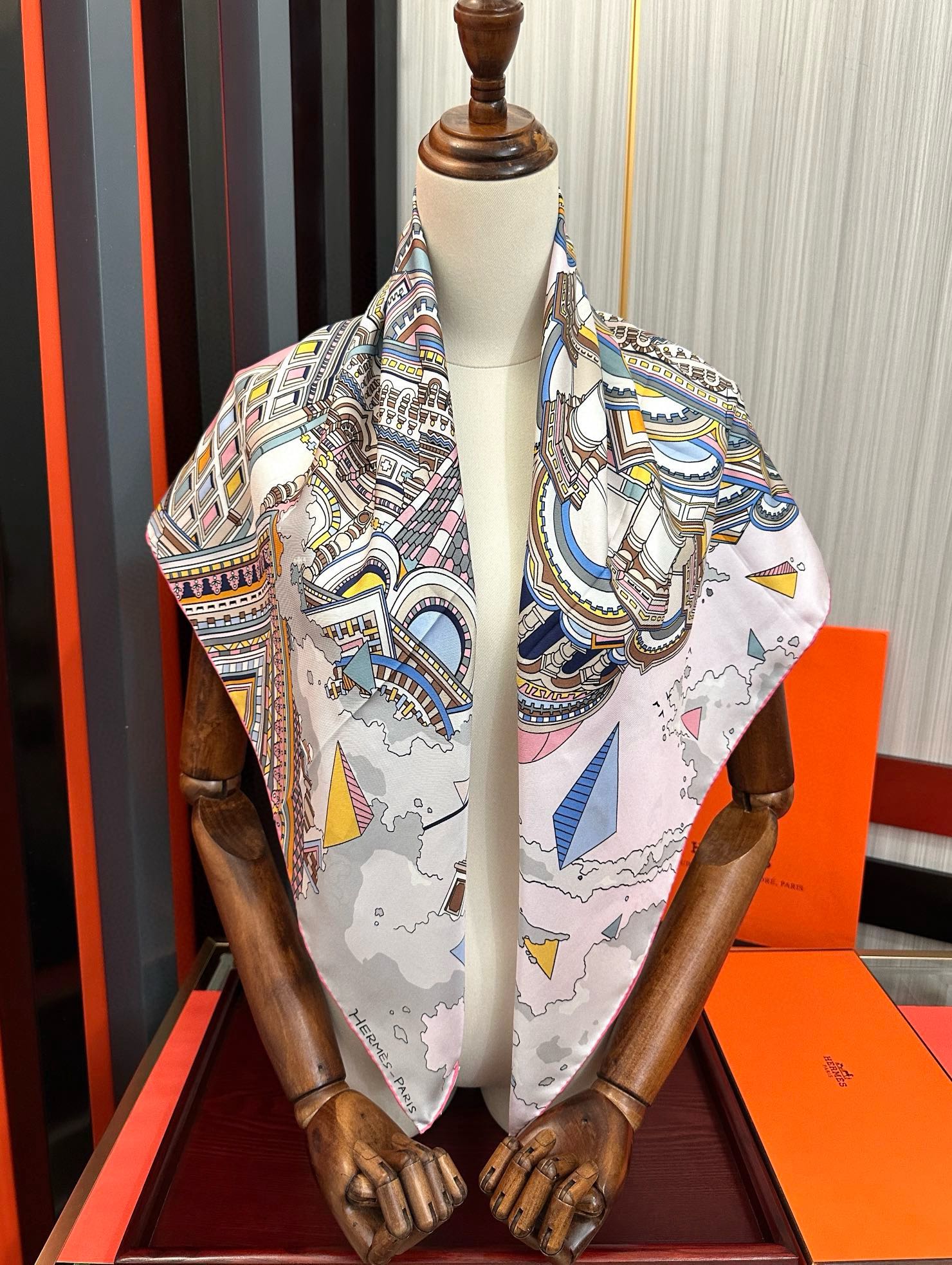 🆕高品质 爱马仕 2025新款太美了【骏马奔腾】精致手工卷边，买到都说好👍下手一定要快高端 大爱❤️女人