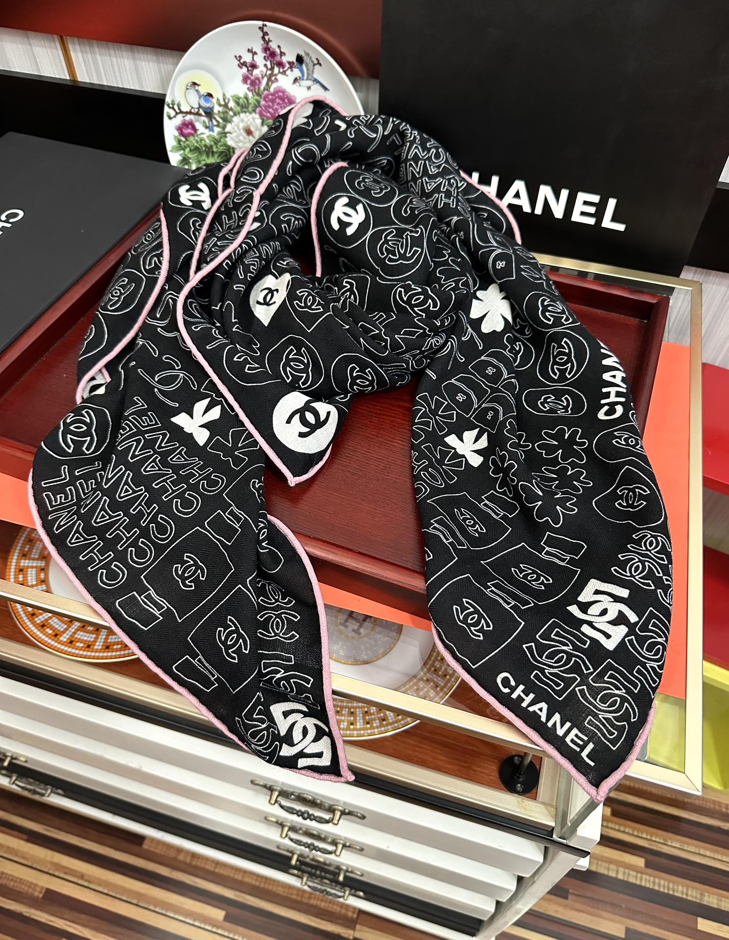  上新❤️香奈儿2025 【双面同色】经典茶花优雅Coco风礼物~气质到骨子里色香奶奶新一季的面料超高级