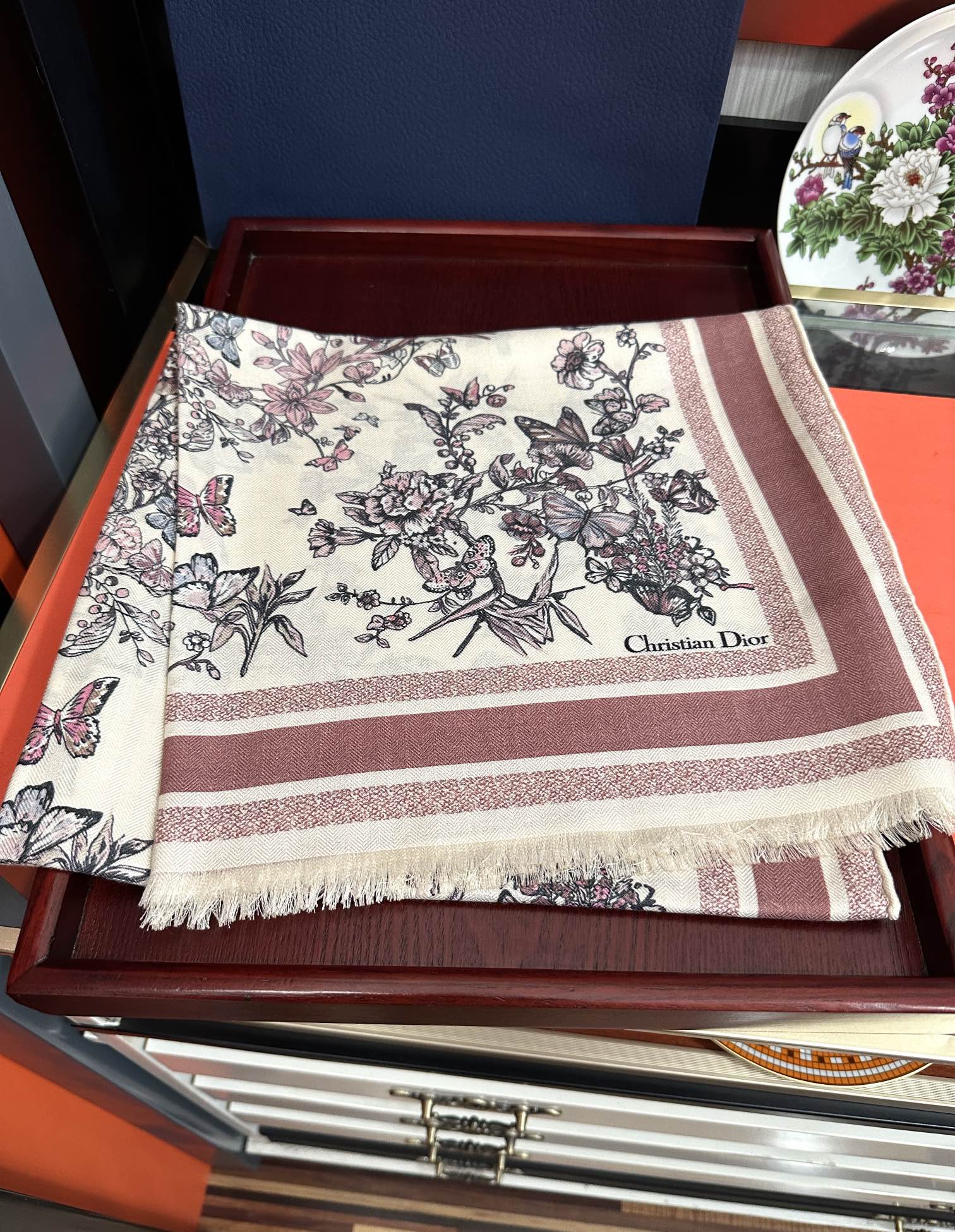 上新 迪奥。2010双面同色【花卉系列】太美了吃瓜下手一定要快嘴唇四季都可以用勾引真心美的让人非常非上身