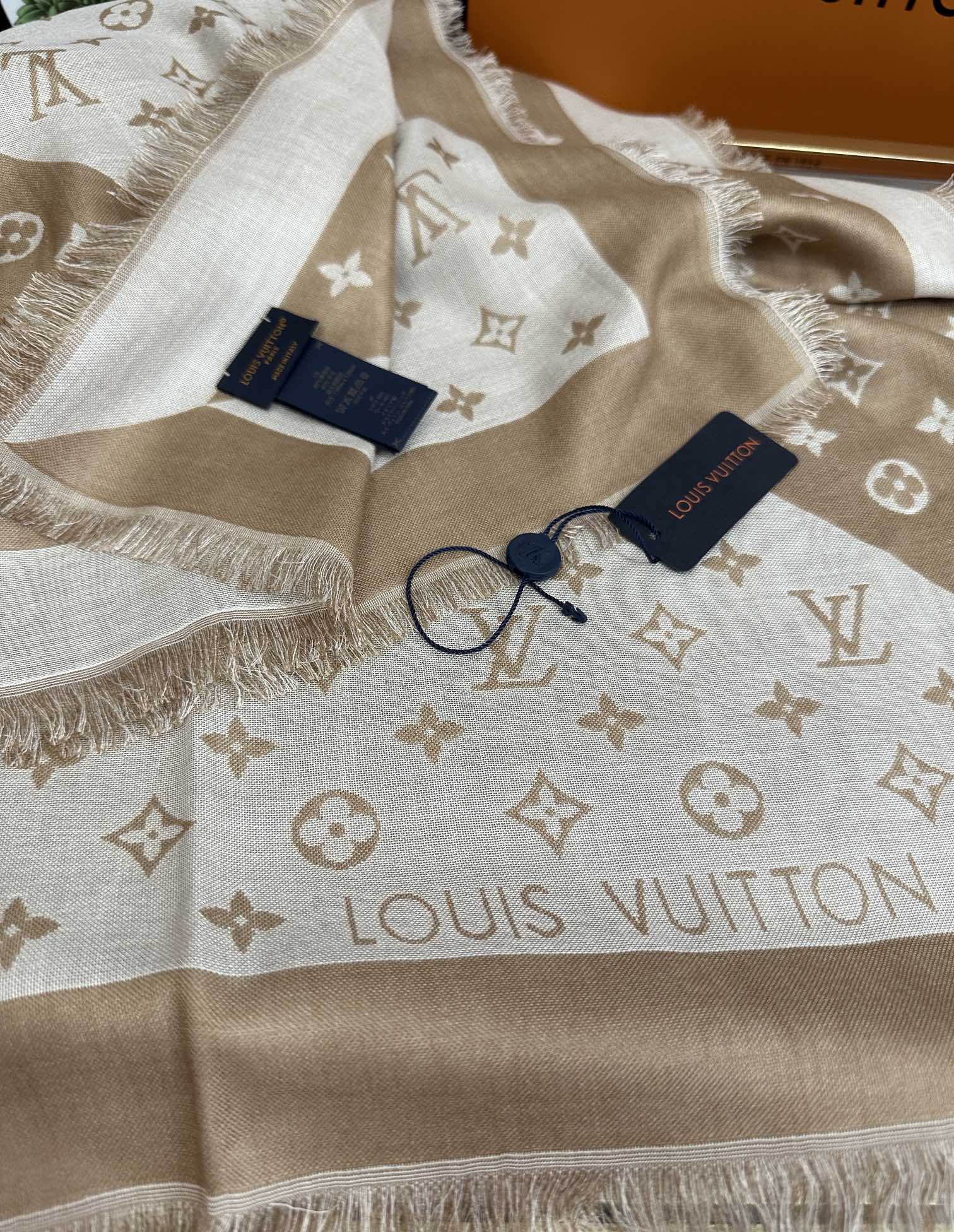 。LV 2025重磅推荐经典款L家人手必败一条最最经典款💪🏻💪🏻采用暗纹提花🌺🌺🌺技术重新演绎Monog