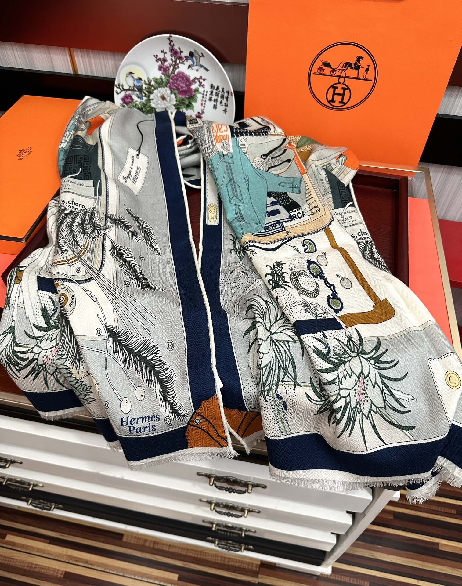 。2010 新款爱马仕。【双面同色】太美了吃瓜下手一定要快嘴唇四季都可以用勾引真心美的让人非常非上身效果