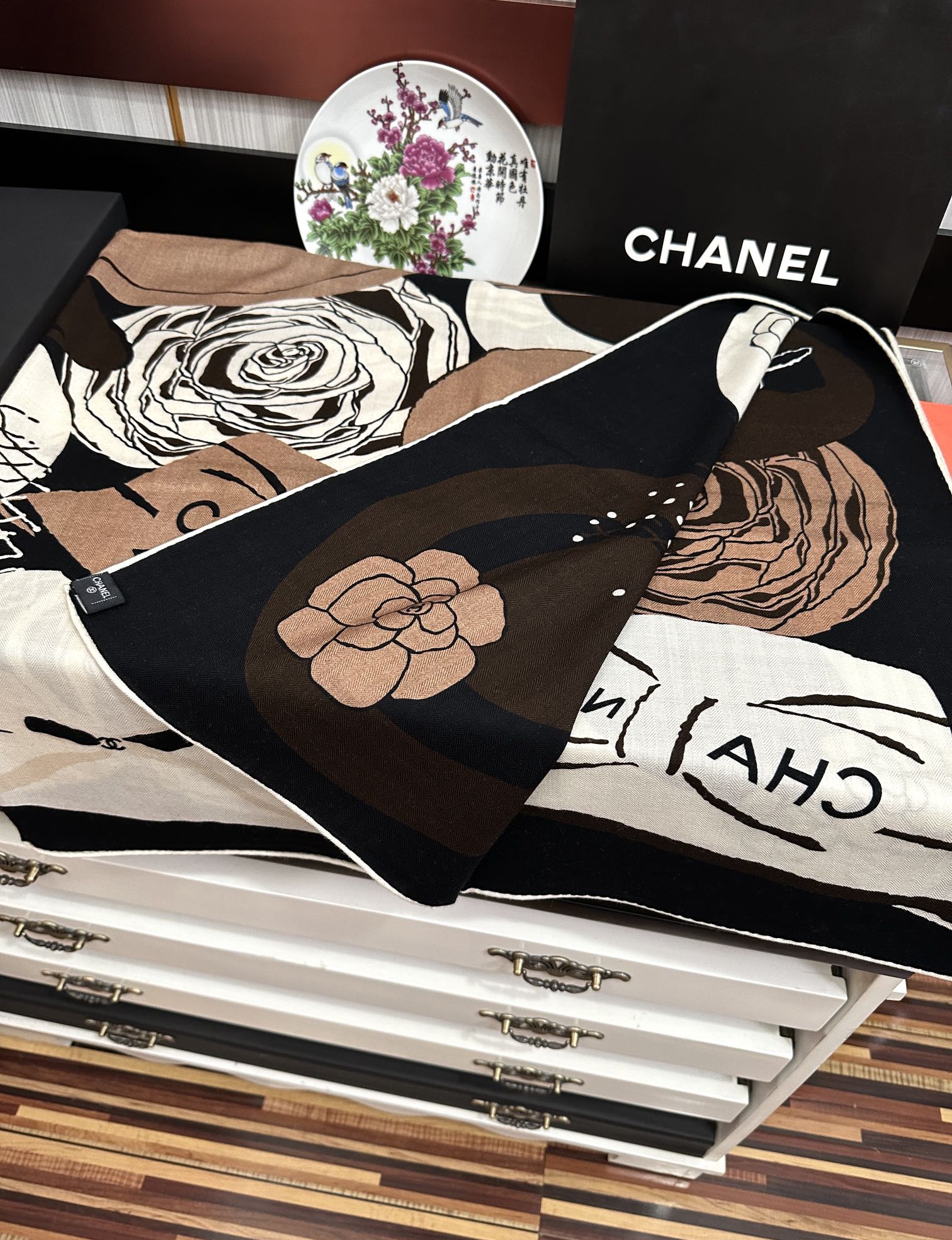 ❤️香奈儿 【双面同色】2025太美了發经典茶花帽子🎩设计优雅风礼物~气质到骨子里色香奶奶新一季的面料超