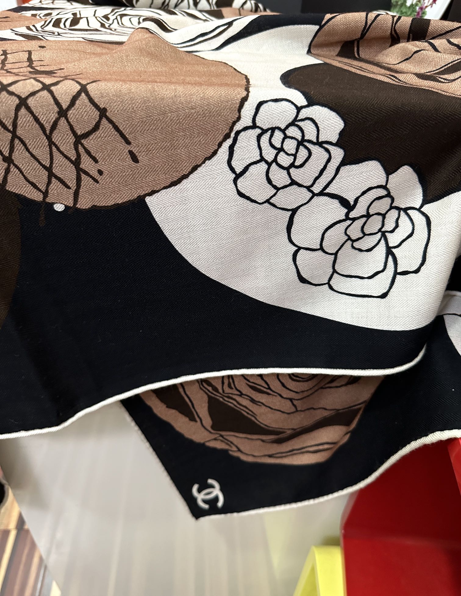 ❤️香奈儿 【双面同色】2025太美了發经典茶花帽子🎩设计优雅风礼物~气质到骨子里色香奶奶新一季的面料超