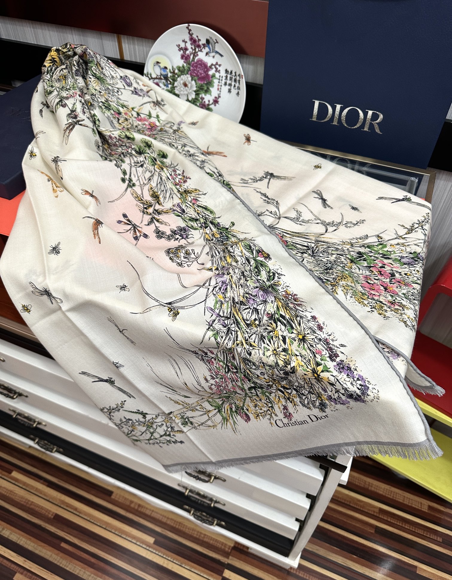 上新❤️迪奥。【双面同色】太美了吃瓜下手一定要快嘴唇四季都可以用勾引真心美的让人非常非上身效果简直美翻了