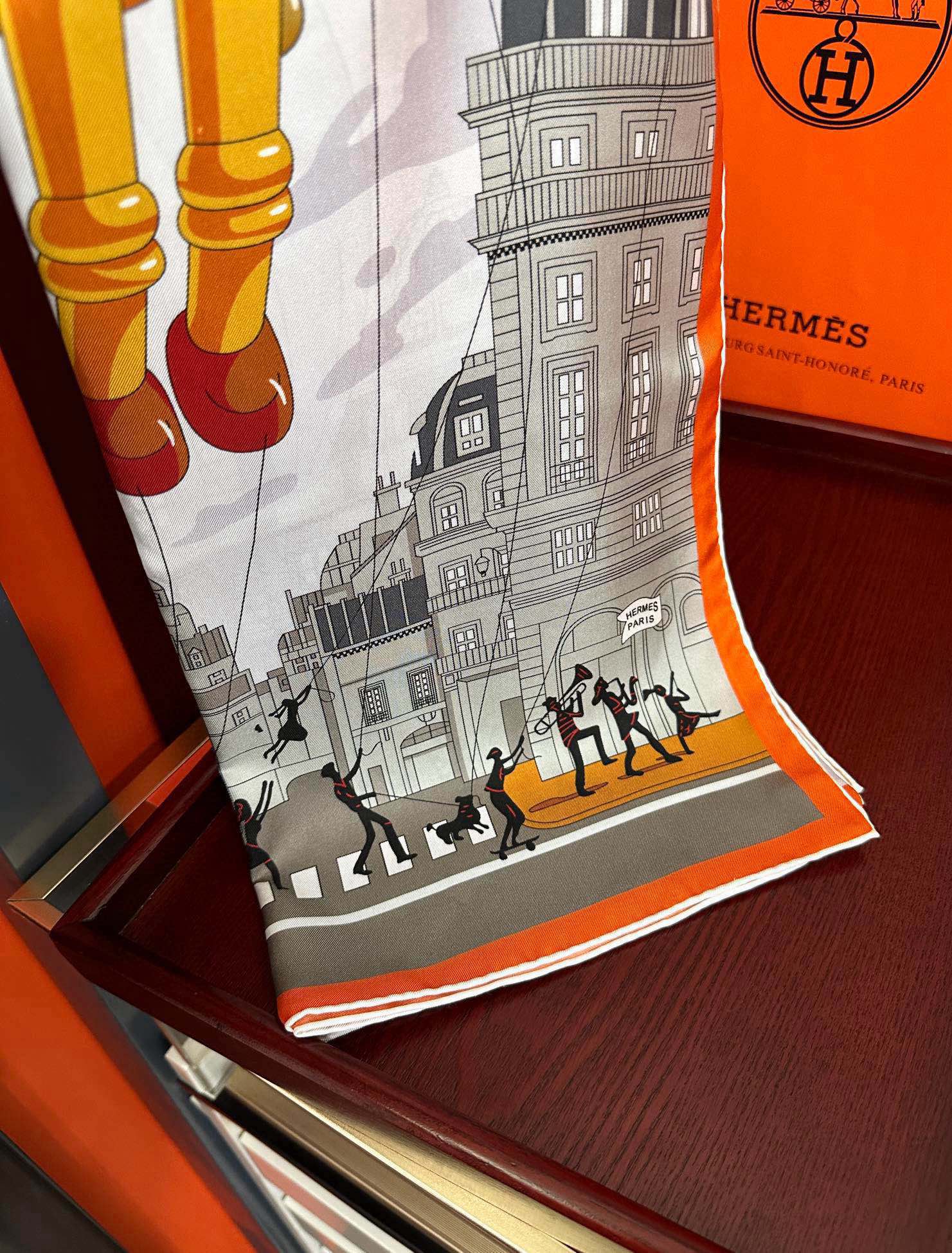 高版本。HERMES 2025官网同步 【爱马仕巡游】太阳精致卷边嘴唇品质感很显好得意好搭到上瘾的丝巾色