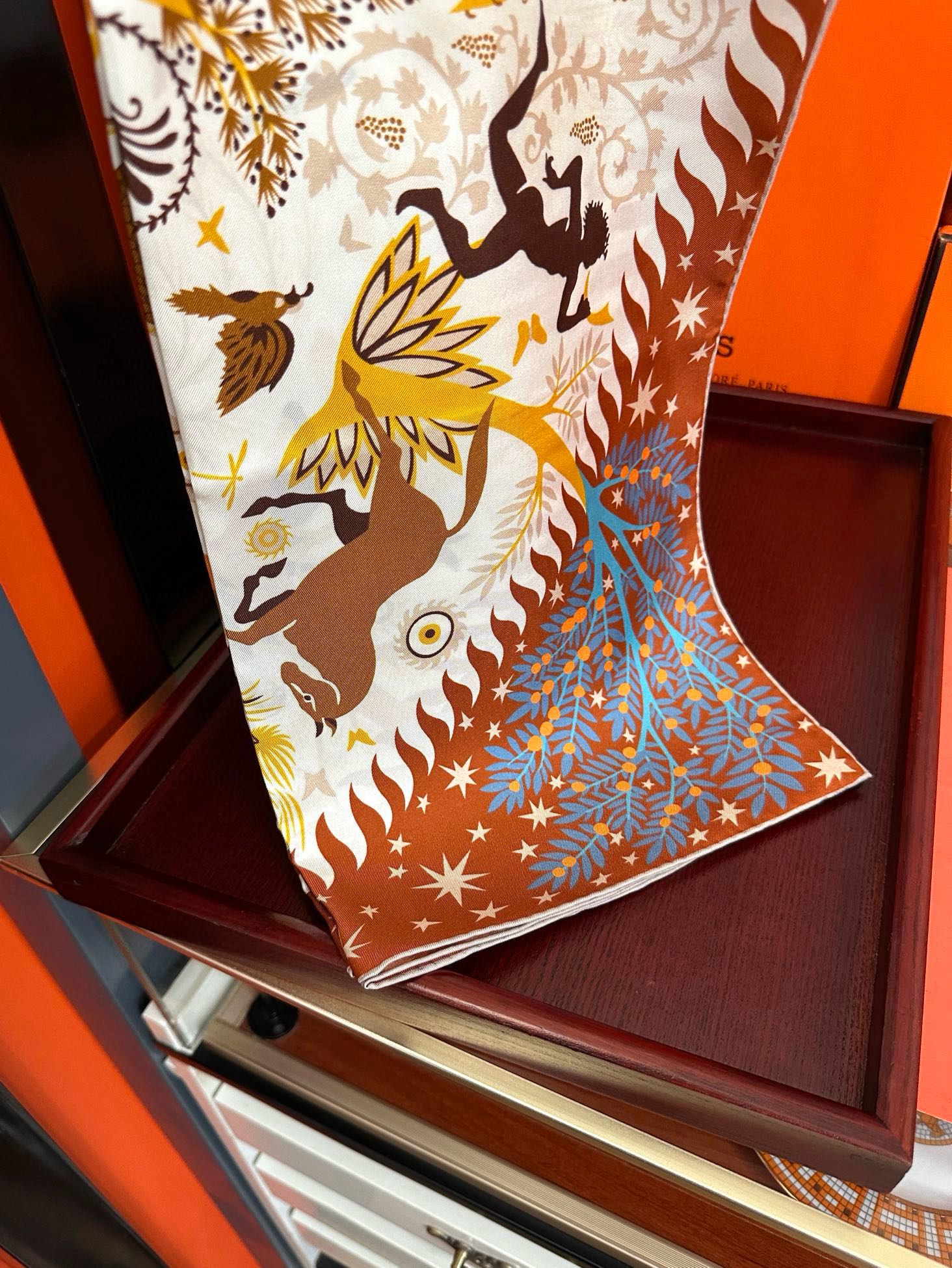 。高品质。H家2025新款【大自然动物图】大爱❤️女人尤物 货极少 四季都可以用‼️真心美的让人非常非常