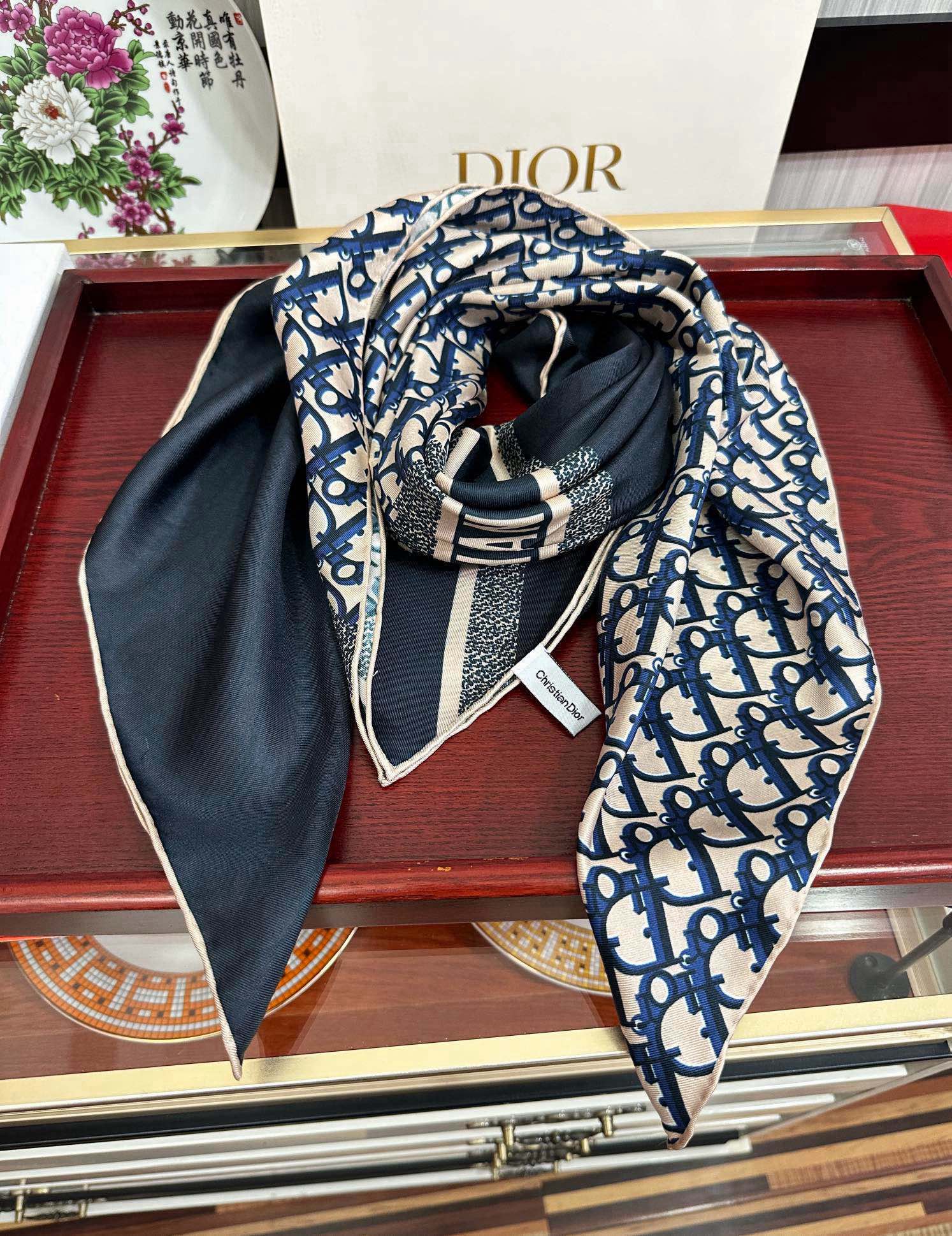 。 迪澳2025【D字印花字母】春夏季新款，太美了玫瑰买到都说好👍下手一定要快高端 大爱❤️女人尤物 货